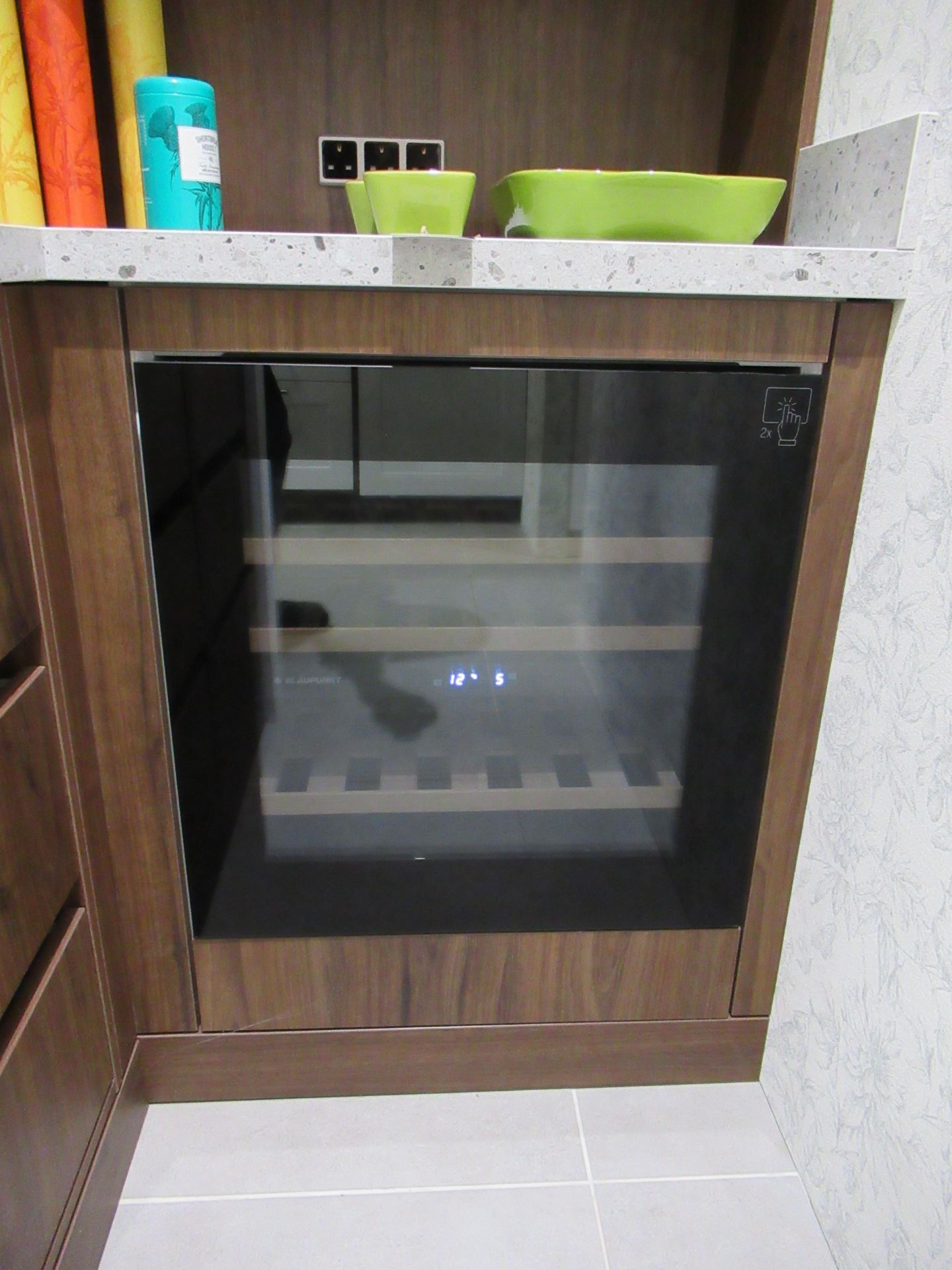 Display Pantry in Walnut Effect with Laminate Worktop and Blaupunkt Model 5WK610FF0L Bottle Fridge - Image 2 of 4