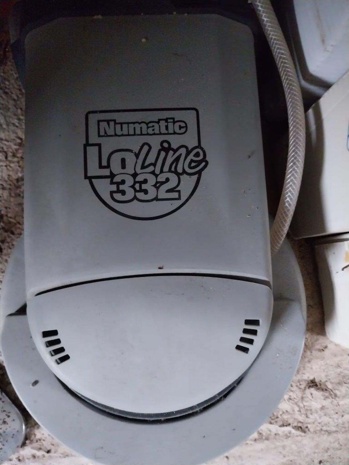 Numatic Loline 332 Floor Polisher with Quantity of Pads - Image 2 of 3