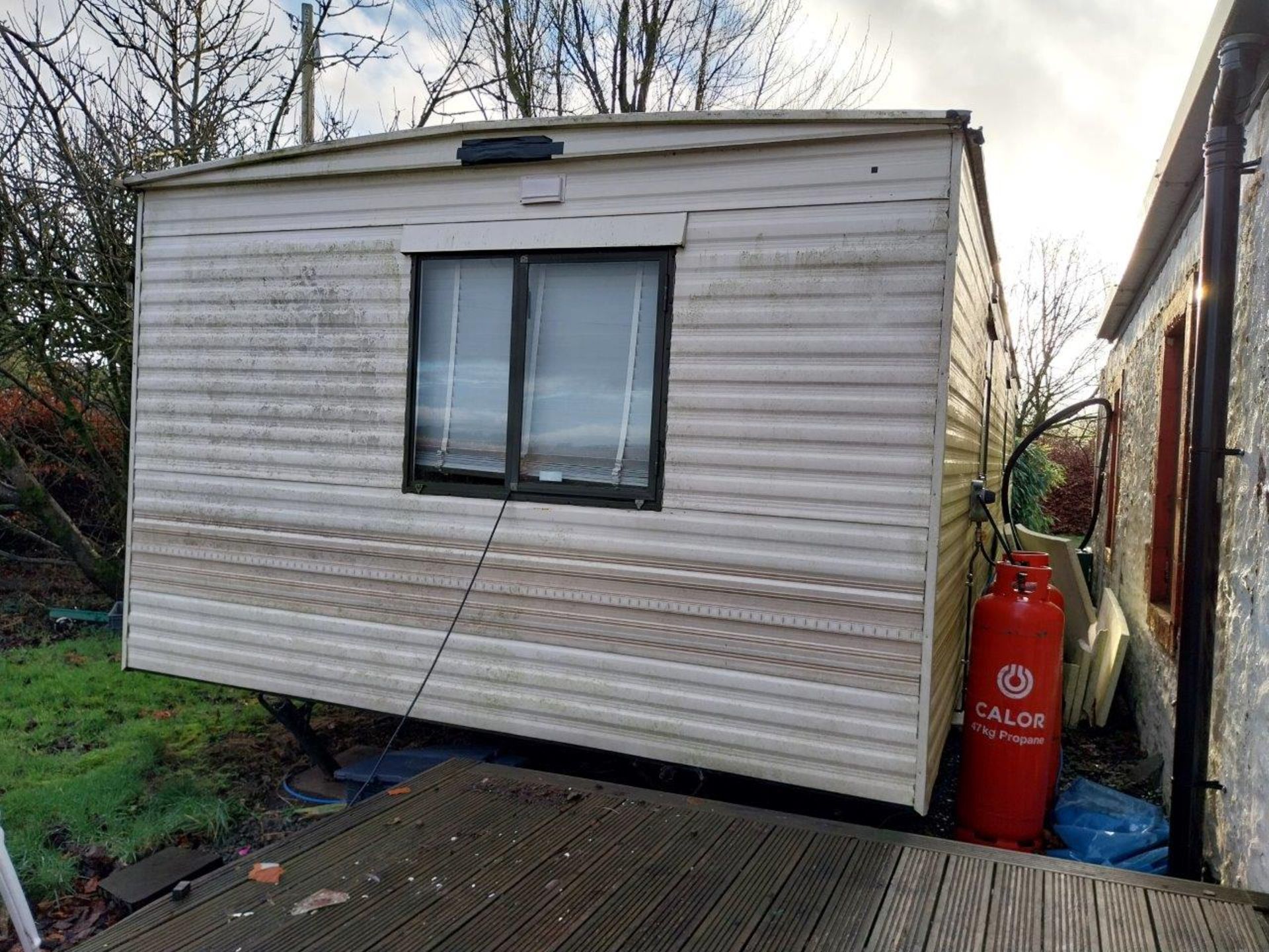 Cosalt Carlton Super 35 Foot Static Caravan, 35" x 12" (required to be craned over building to be r - Image 19 of 22