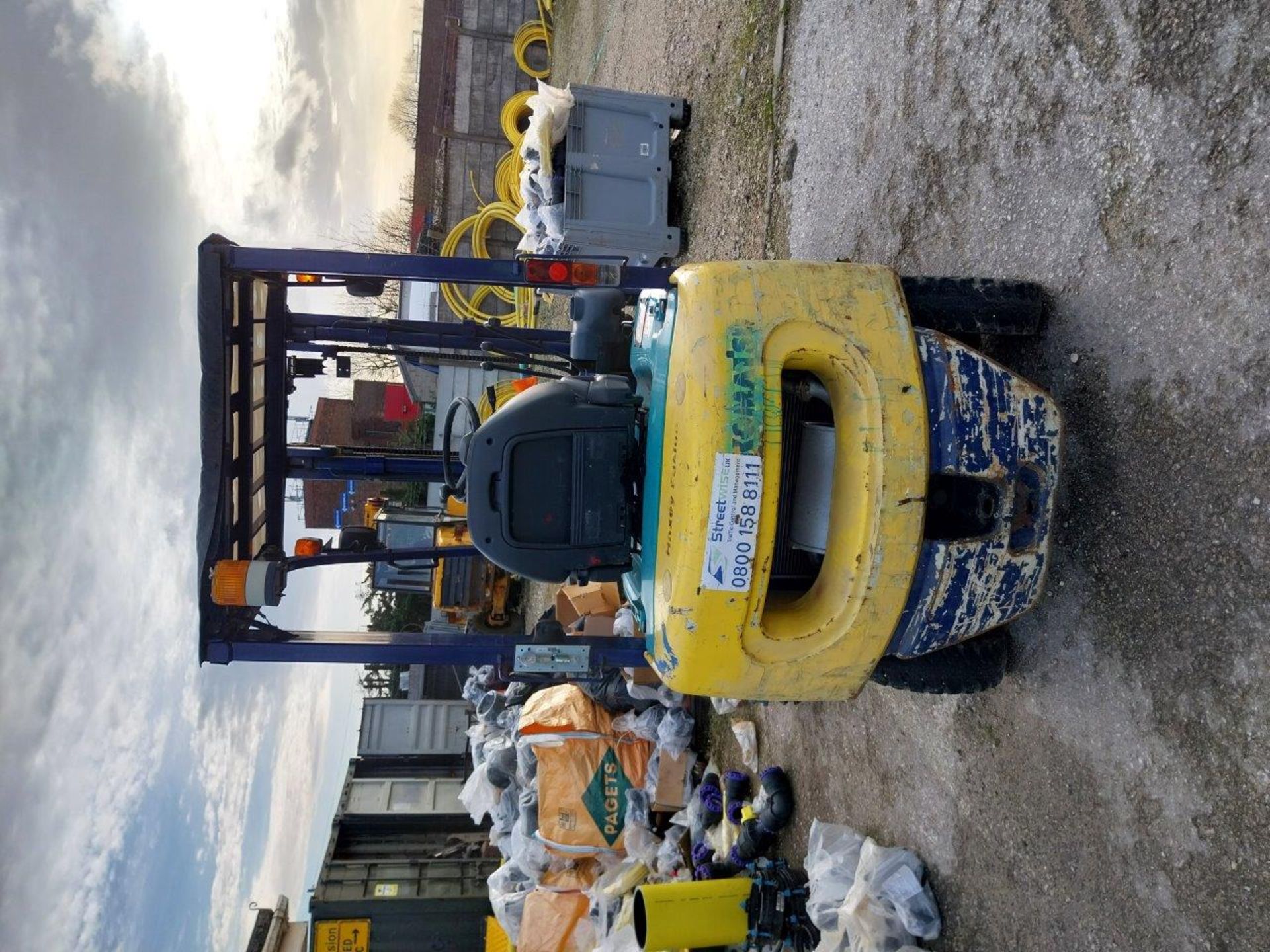 Komatsu FD15T-17 Forklift Truck, Rated Capacity 15 - Image 4 of 11