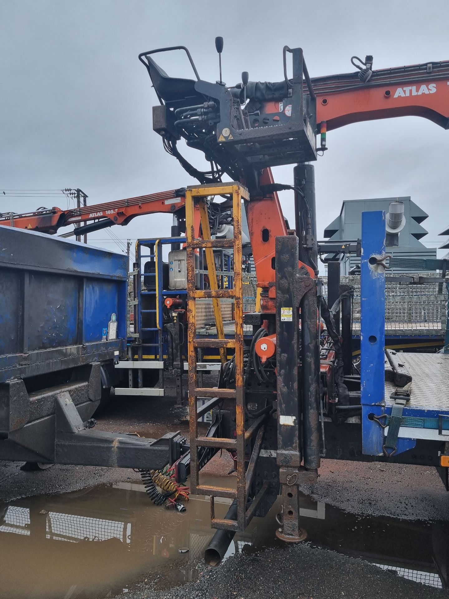 2016 Volvo FH500 Euro 6 Triaxle Rigid 20' Lorry with Rear Mounted Atlas 105.2 Crane & Kinshofer Grab - Image 5 of 23