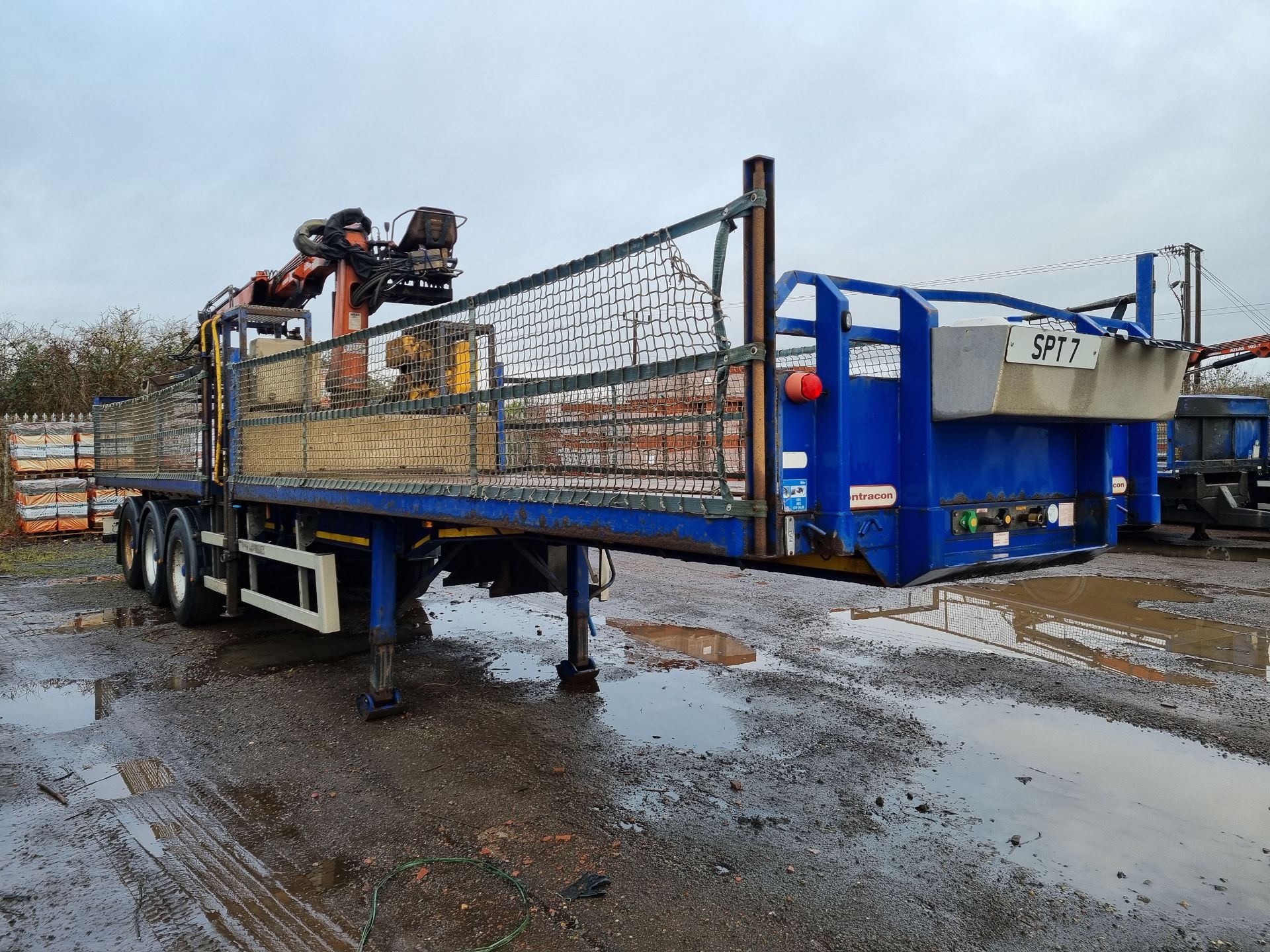 2016 Montracon Type DA4B3 Triaxle Trailer (24T Cap) with centrally mounted Atlas 105.2 Crane & Kinso