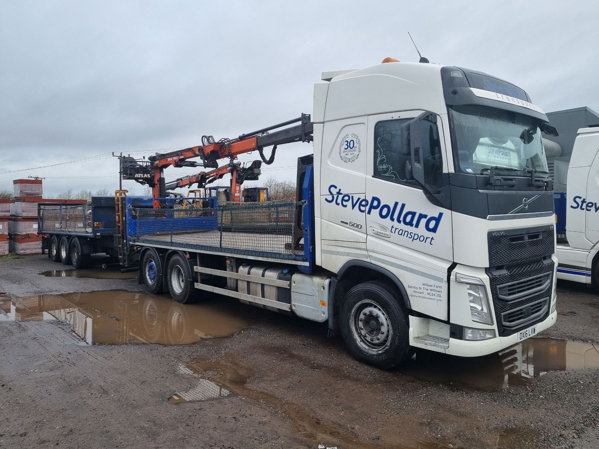 2016 Volvo FH500 Euro 6 Triaxle Rigid 20' Lorry with Rear Mounted Atlas 105.2 Crane & Kinshofer Grab