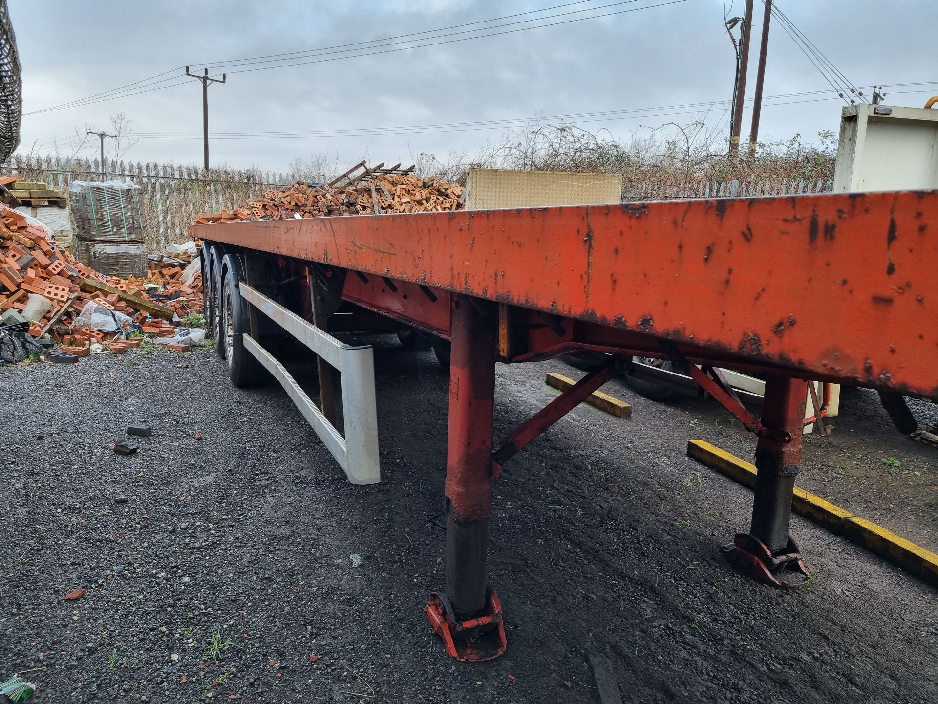 2008 Montracon Triaxle Flat Bed Trailer (24T Cap - Image 4 of 12