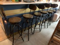 6x Rustic Swivel Barstools