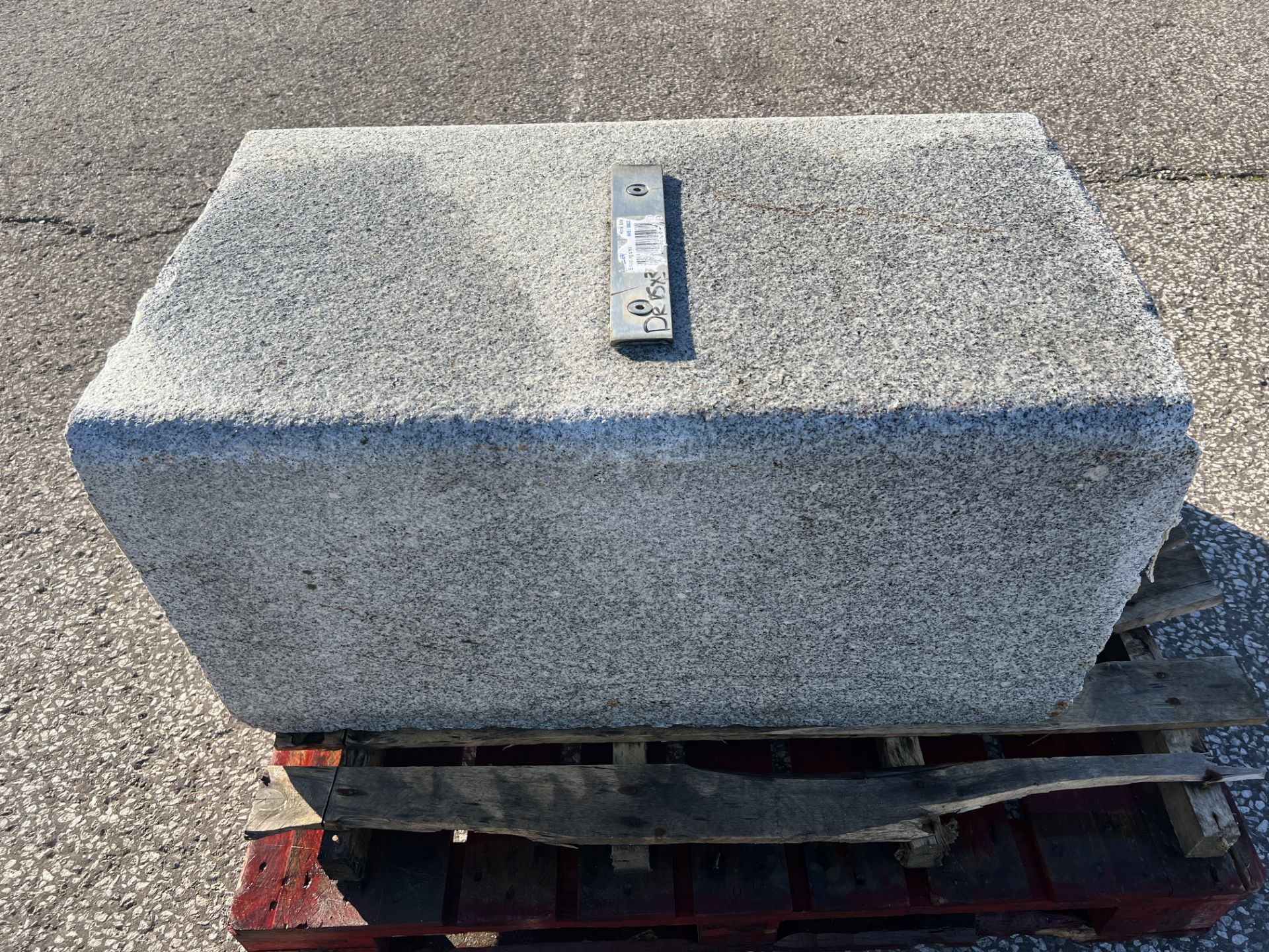 Granite Block 800Kg - Image 2 of 4
