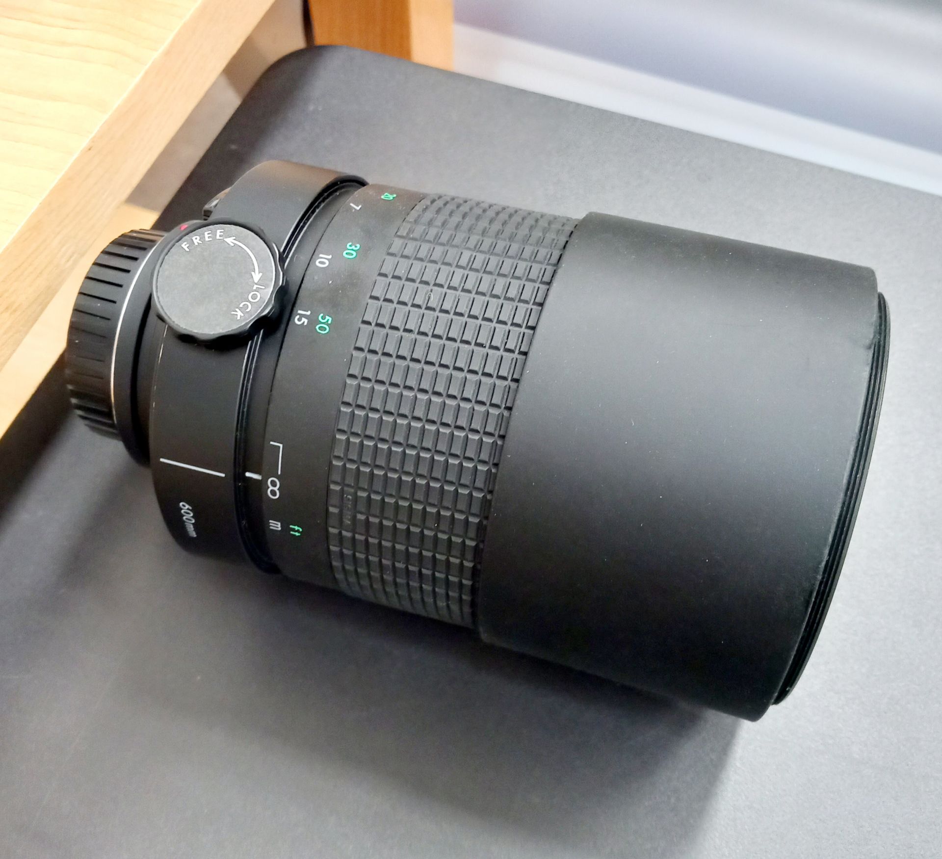 Sigma 600mm mirror lens, Sony fit to case - Image 2 of 2