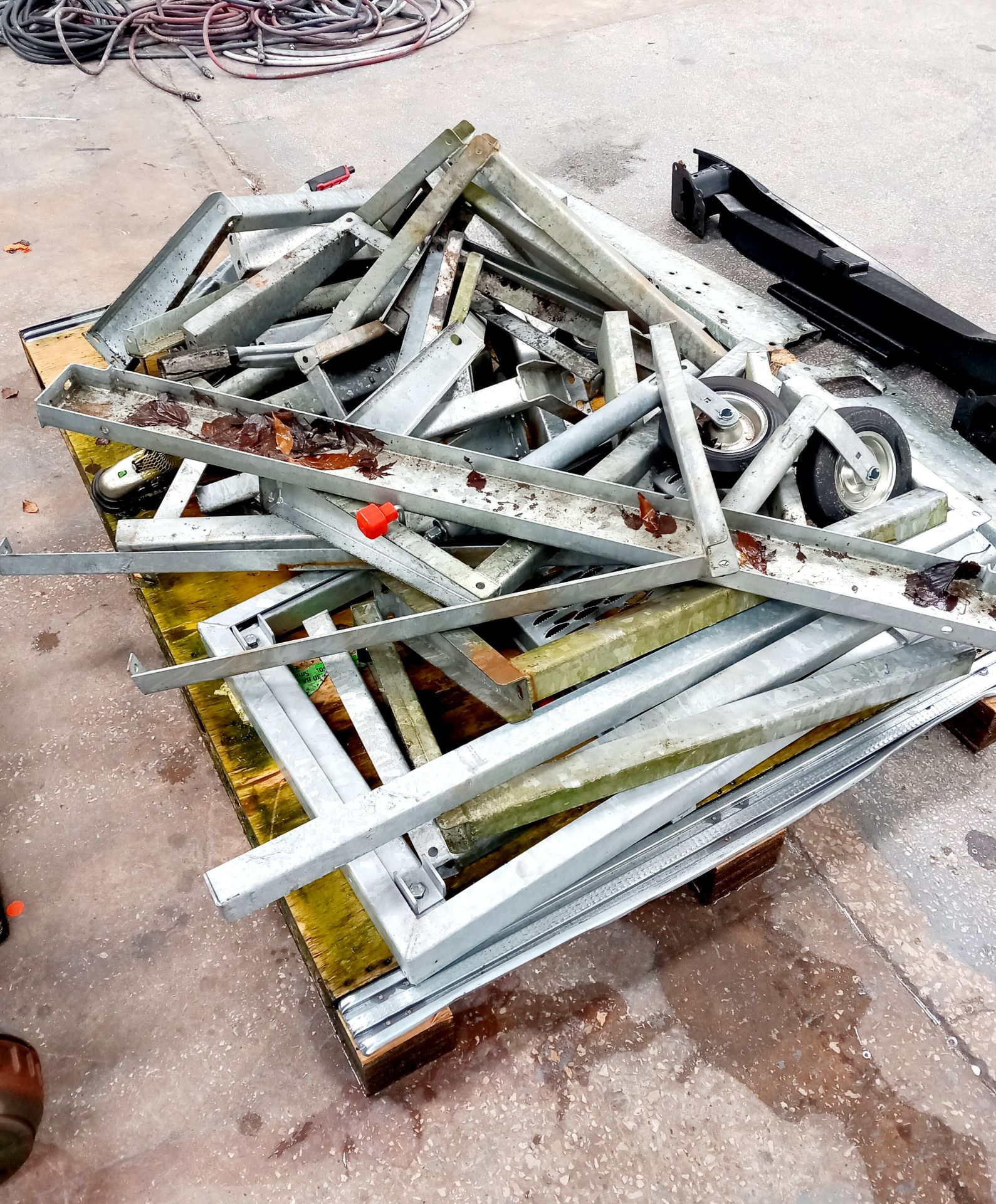 Quantity of steel trailer components - Image 2 of 5