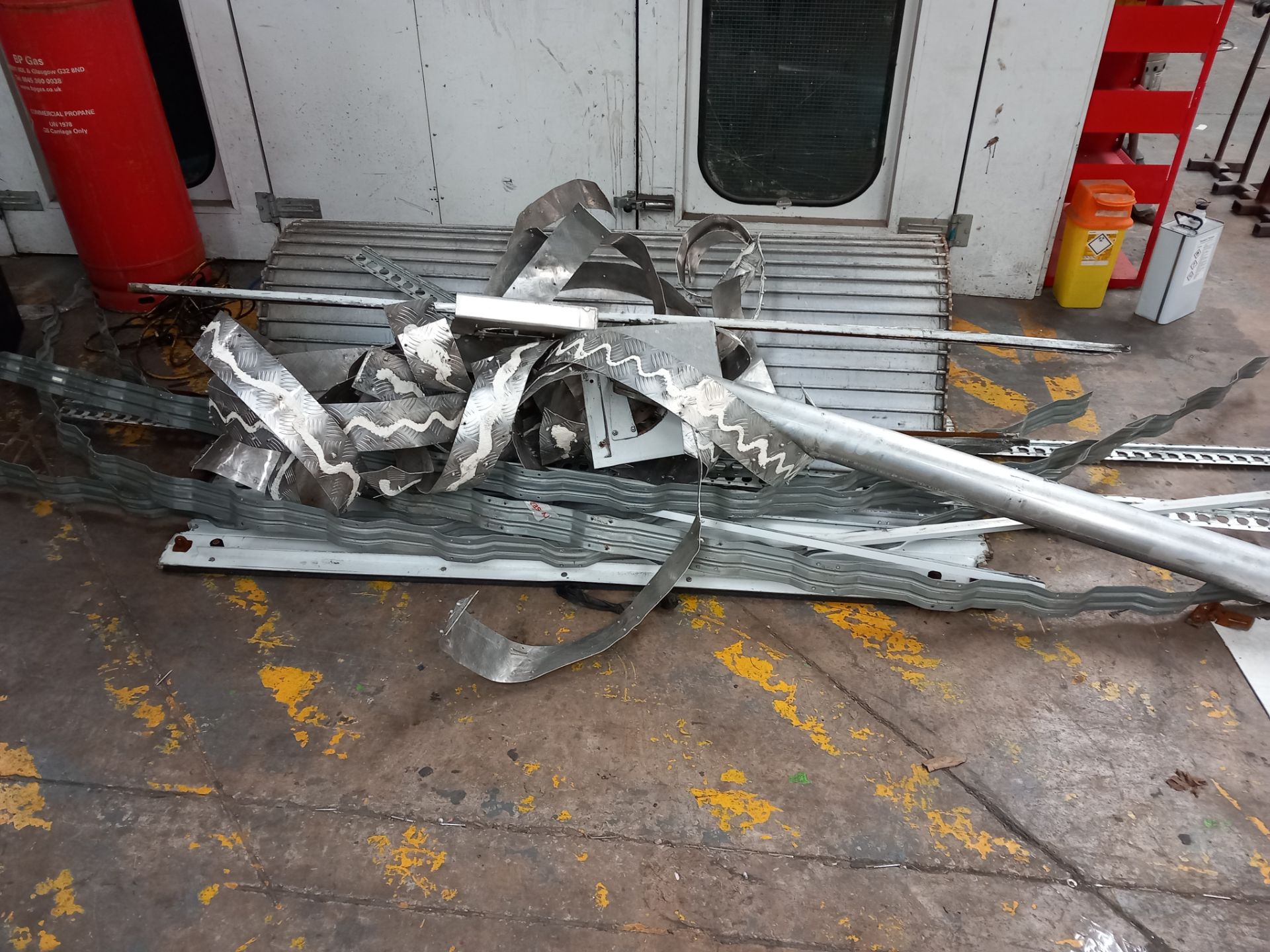 Large quantity of scrap metal to warehouse floor unless lotted - Image 11 of 18