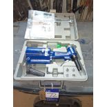 Draper compressed air Riveter Kit