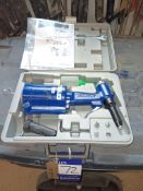Draper compressed air Riveter Kit