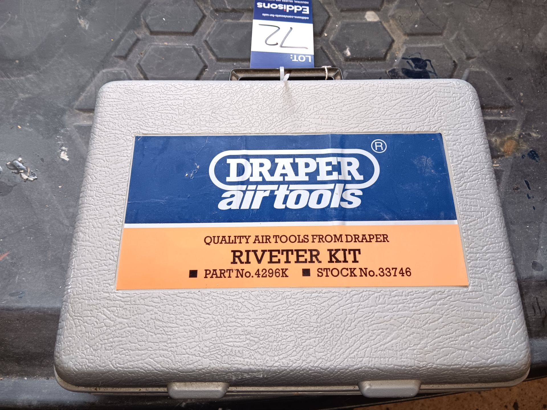 Draper compressed air Riveter Kit - Image 4 of 5