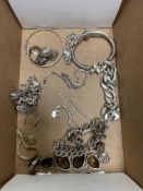 Assorted silver bracelets with assay stamps and '925' stamps (220g)