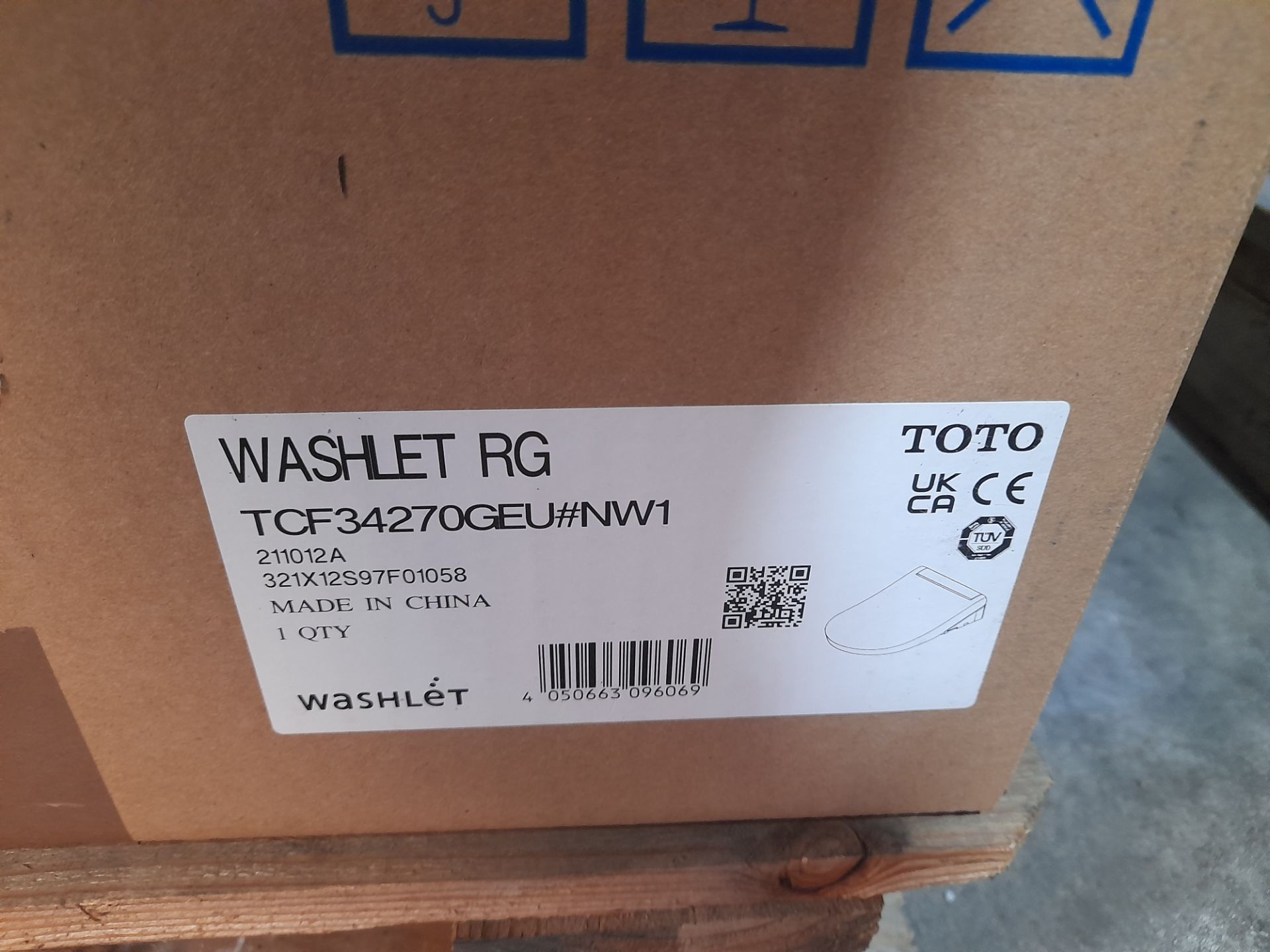 Toto Washlet (TCF34270GEU) (Boxed) - Image 2 of 2