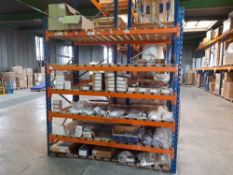 2 x Bays of assorted racking, comprising 4 x endfr