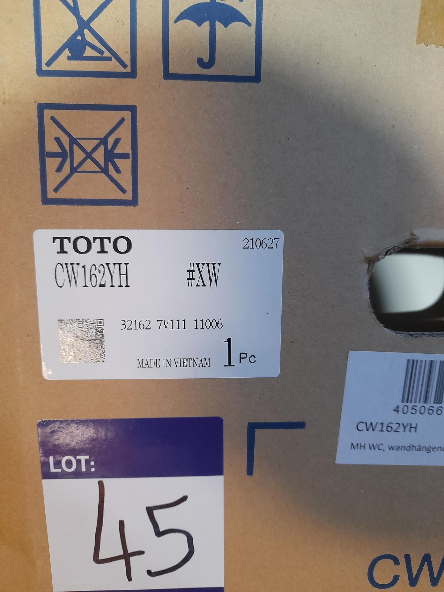 Toto Wall Mounted Toilet Bowl (CW162YH) (Boxed) - Image 2 of 2