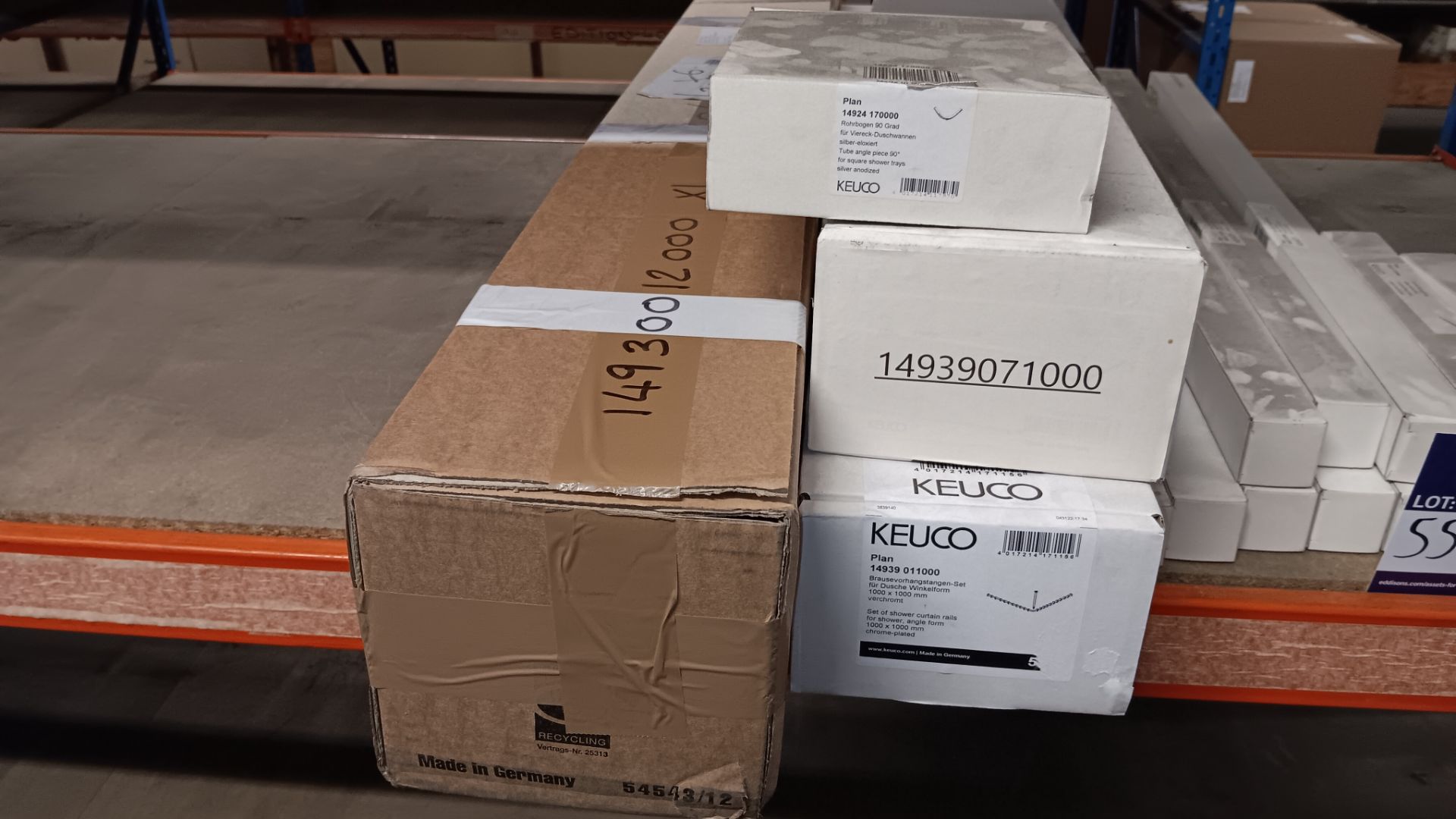 Quantity of Keuco rails, tubes & fittings - Please see photo for full description. LOCATED ON - Bild 2 aus 4