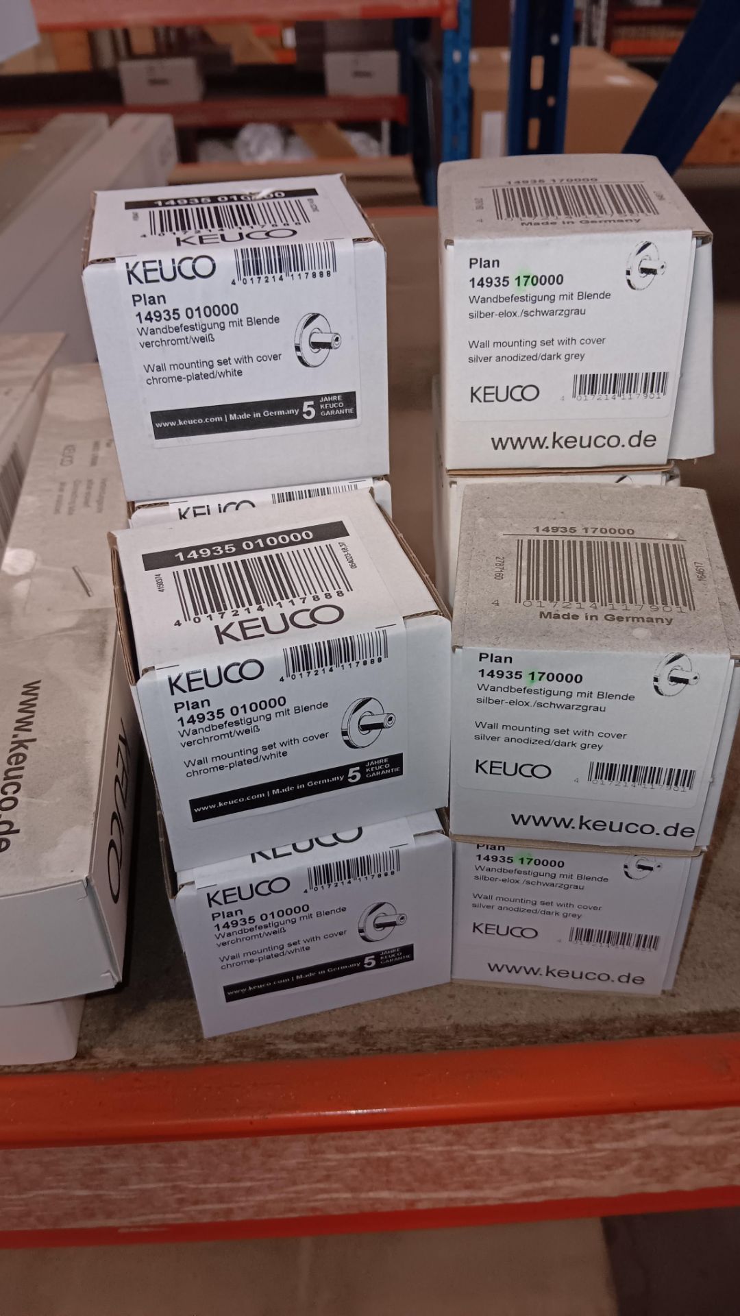 Quantity of Keuco rails, tubes & fittings - Please see photo for full description. LOCATED ON - Bild 4 aus 4