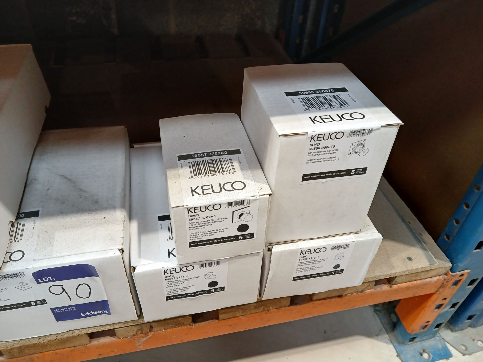 Keuco accessories including display taps, 2 way mixer sets & towel rack - Image 4 of 4