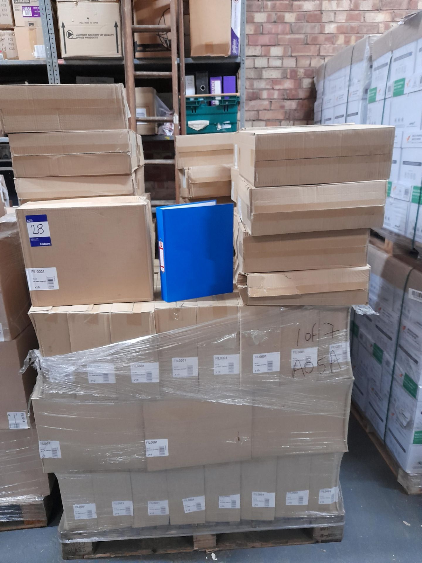3 Pallets of approx. 200 boxes of blue A4 ring binders, each box contains 10 as lotted per photos