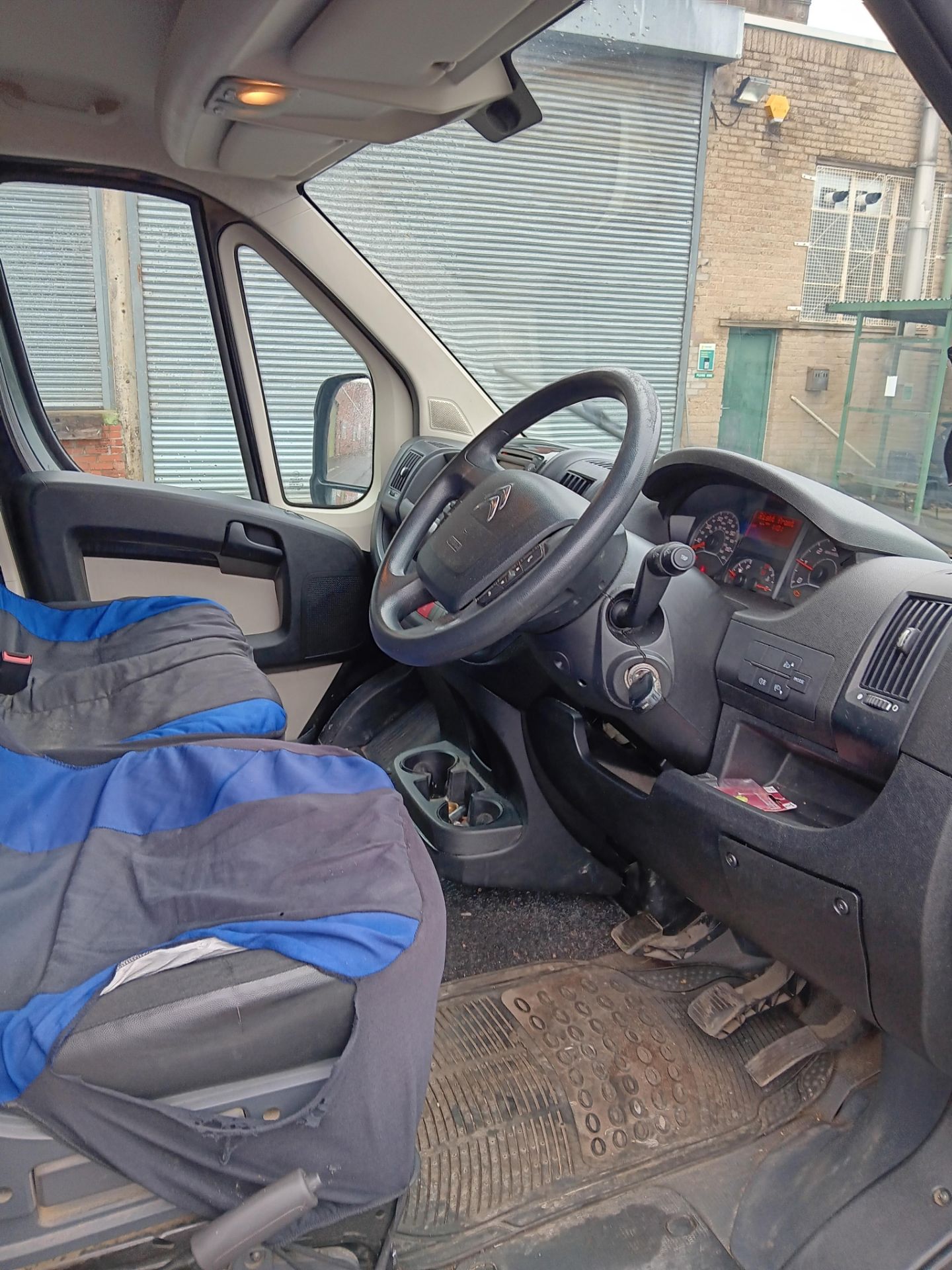 Citroen Relay 35 2.0 BlueHDi Enterprise L3 H2 130ps Van – PN67 AZO – First Registered September 2017 - Image 8 of 12