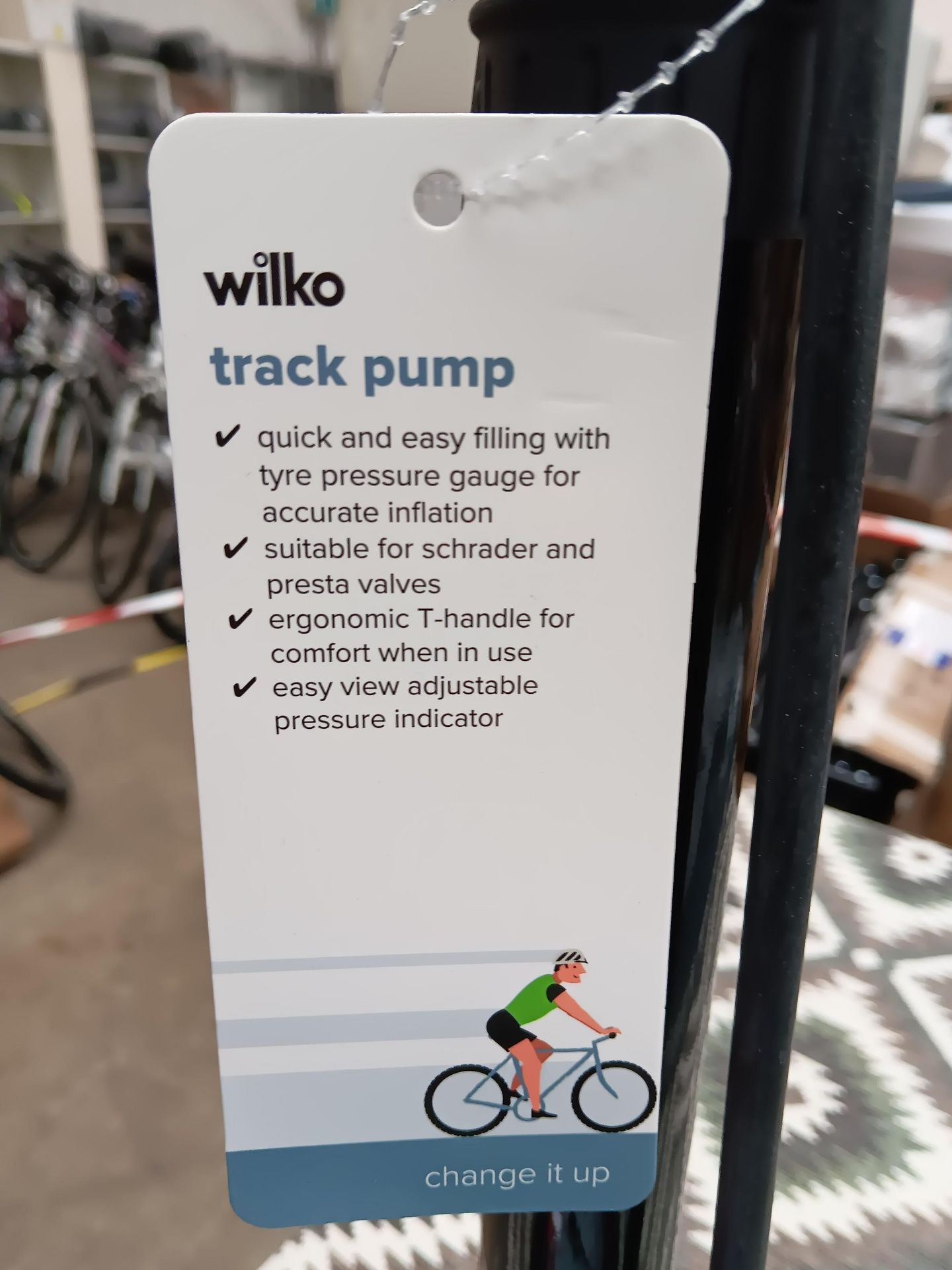 3x Wilko Track Pump - Image 3 of 3