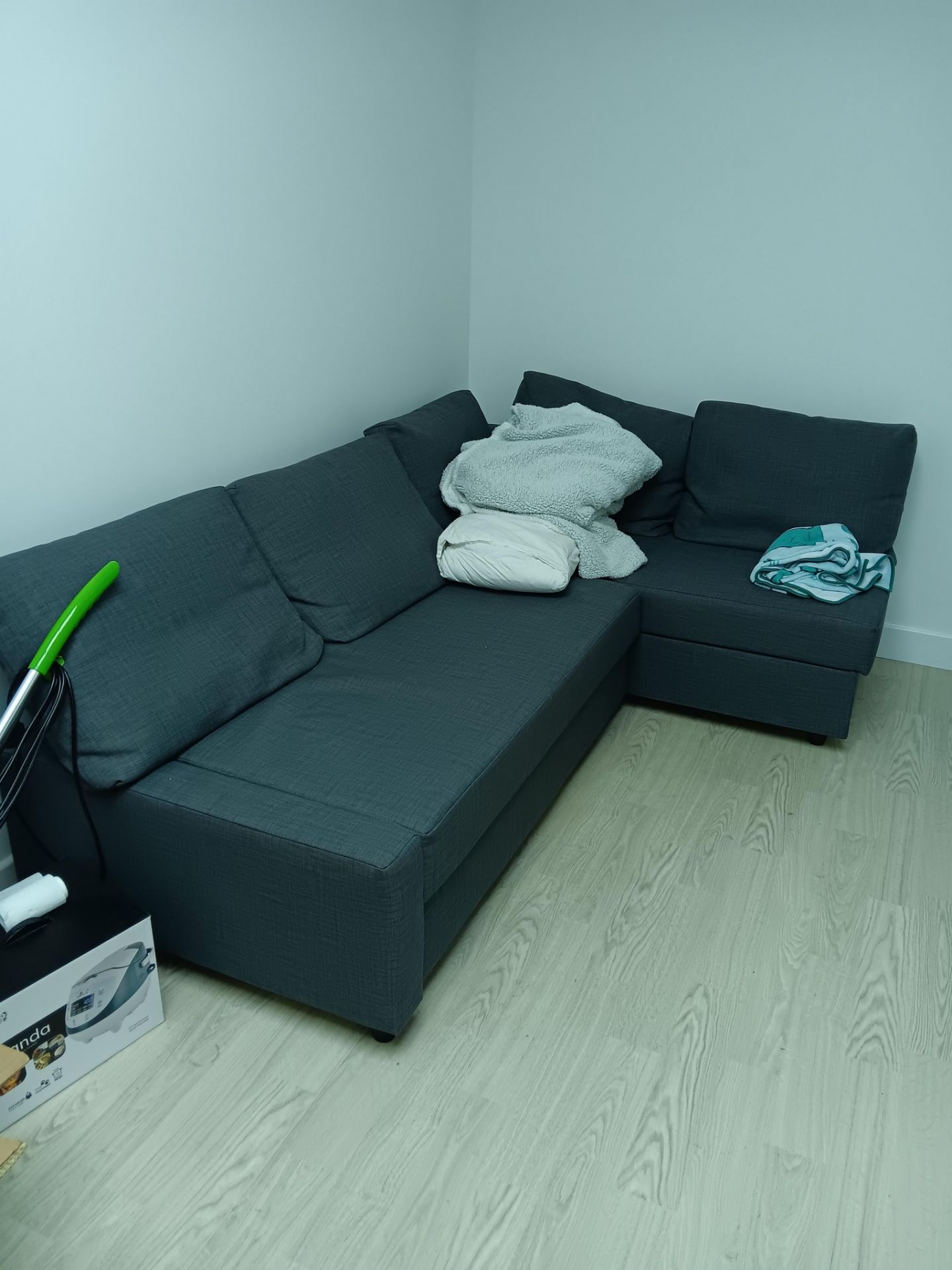 Corner sofa