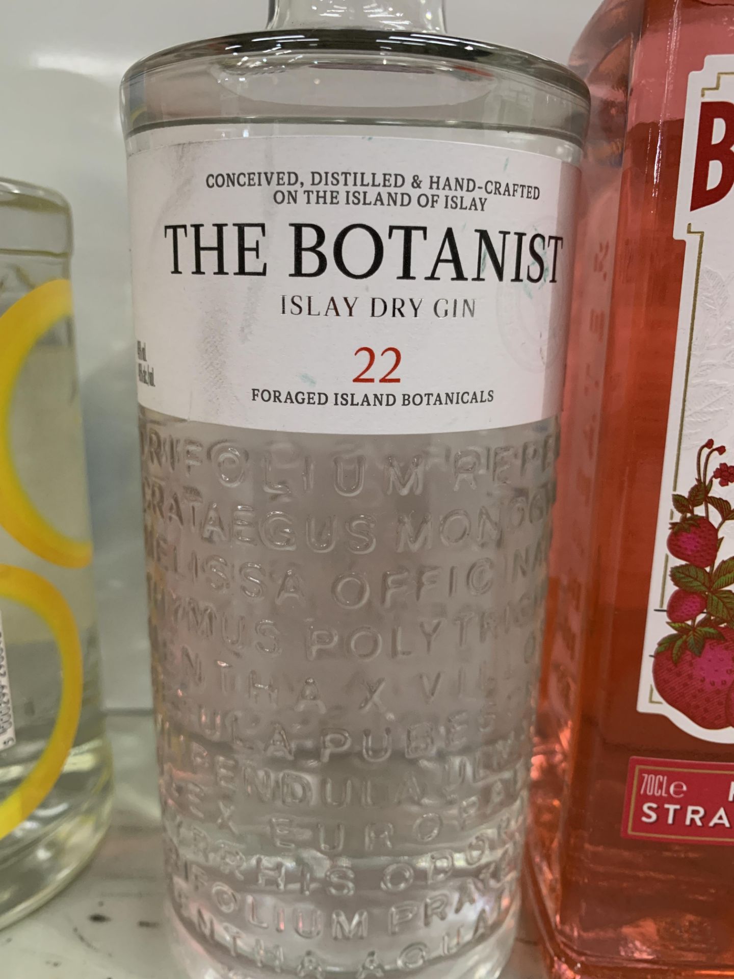 6 x Bottles of Gin Including: 1 x Beefeater Pink Strawberry 70cl 37.5%; 2 x Beefeater London Dry 70c - Image 7 of 12