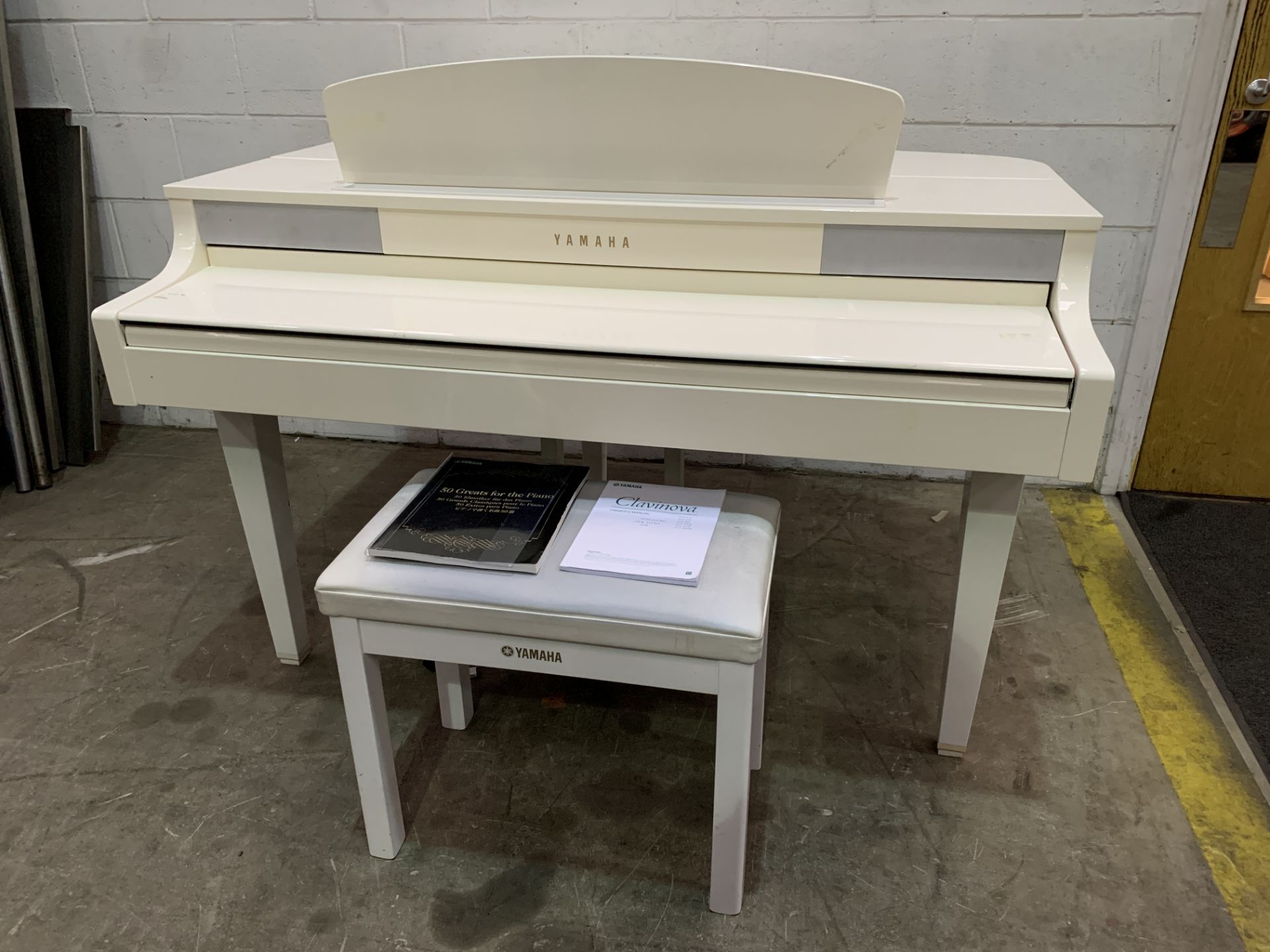 Yamaha Clavinova CLP-465GP Electronic Baby Grand Piano with Stool, Cover and Manual - Image 2 of 7
