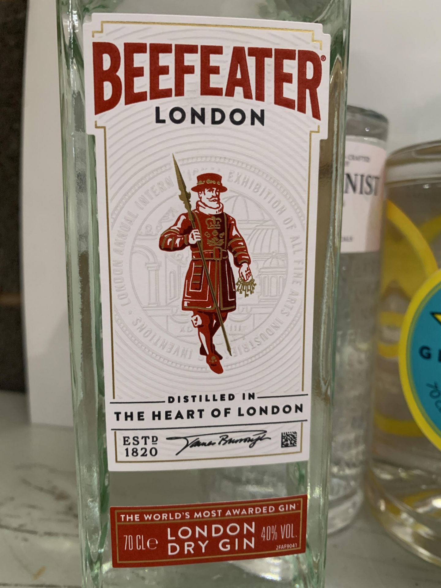 7 x Bottles of Gin Including: 1 x Beefeater Pink Strawberry 70cl 37.5%; 1 x Beefeater London Dry 70c - Image 2 of 13