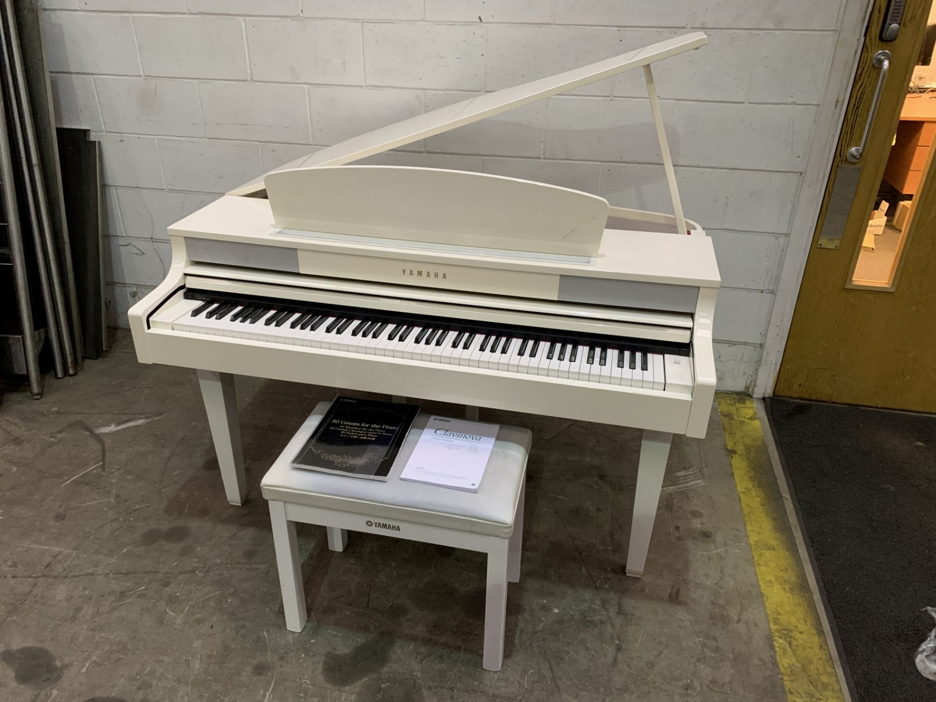 Yamaha Clavinova CLP-465GP Electronic Baby Grand Piano with Stool, Cover and Manual - Image 6 of 7