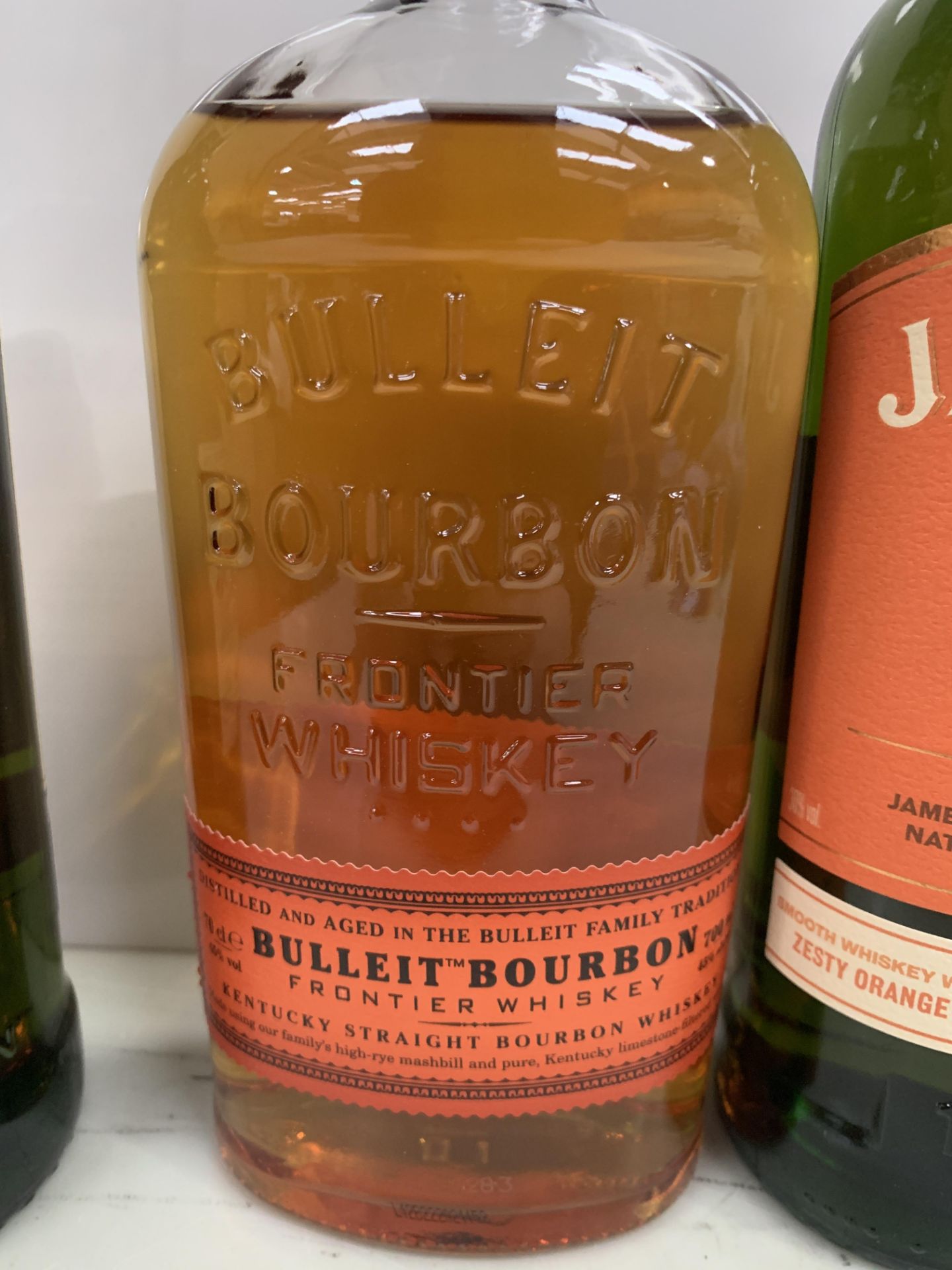 4 x Bottles of Whiskey Including: Bulleit Bourbon 70cl 45%; Jameson Orange Irish Whiskey 70cl 35%; 2 - Bild 4 aus 7