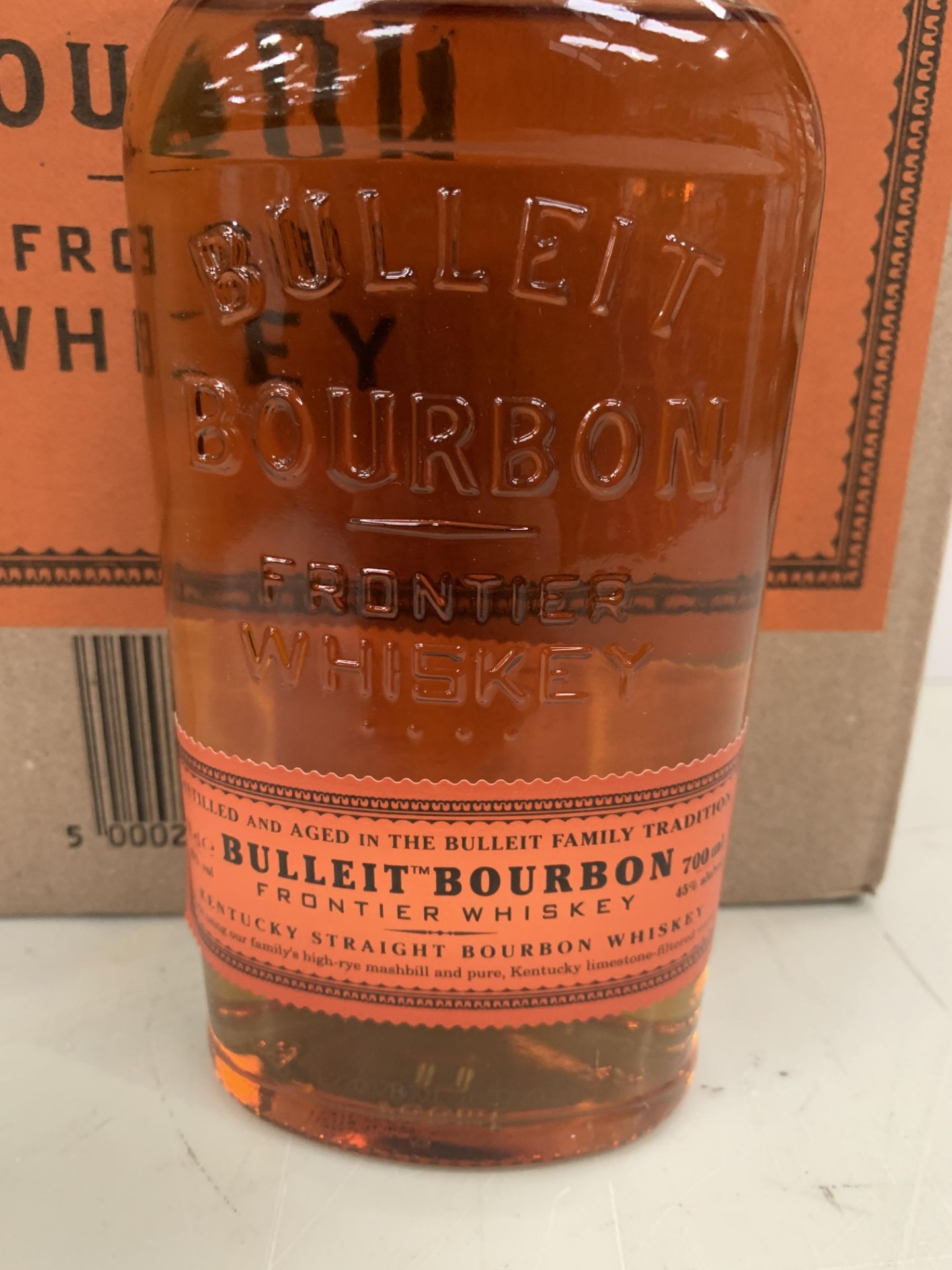 1 x Box (six bottles) of Bulleit Bourbon Frontier Whiskey 70cl 45% - Image 2 of 3