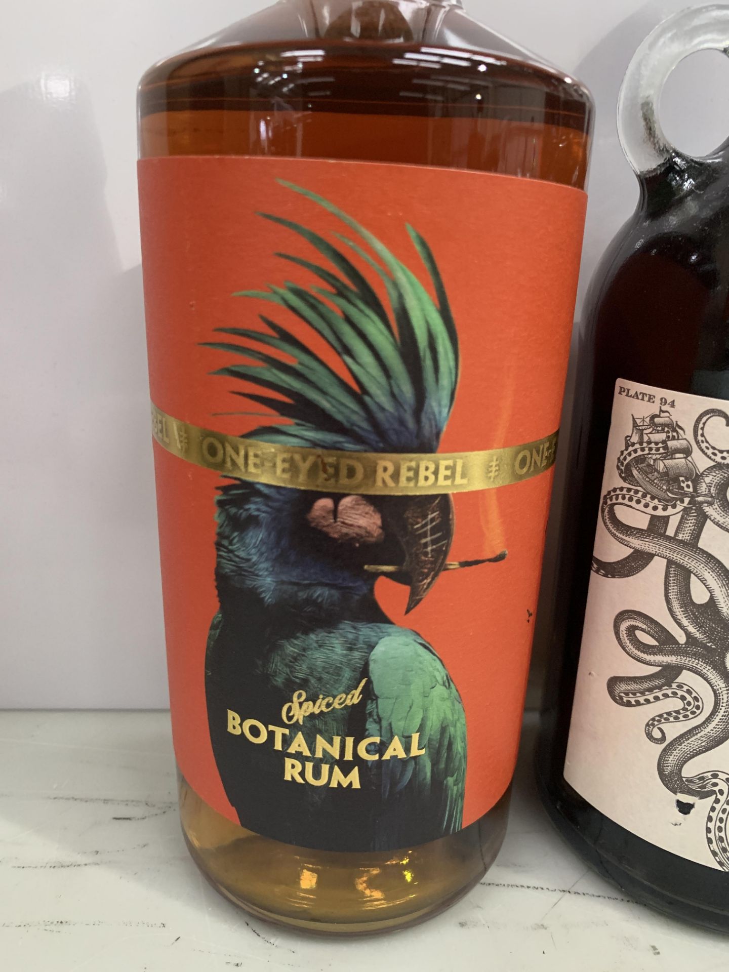 4 x Bottles of Spiced Rum Including: One-Eyed Rebel Botanical Rum 70cl 40%; Kraken Black Spiced Rum - Bild 4 aus 7