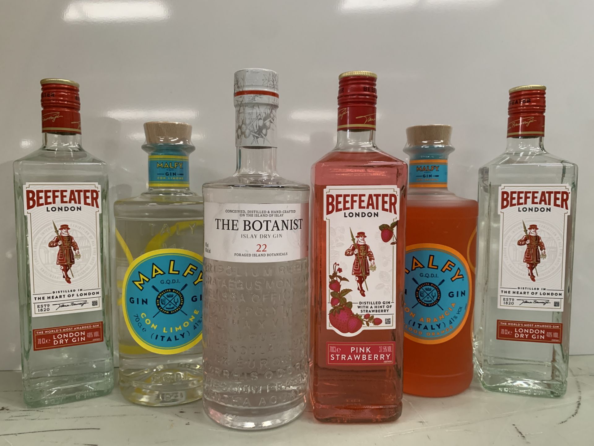 6 x Bottles of Gin Including: 1 x Beefeater Pink Strawberry 70cl 37.5%; 2 x Beefeater London Dry 70c - Image 2 of 12