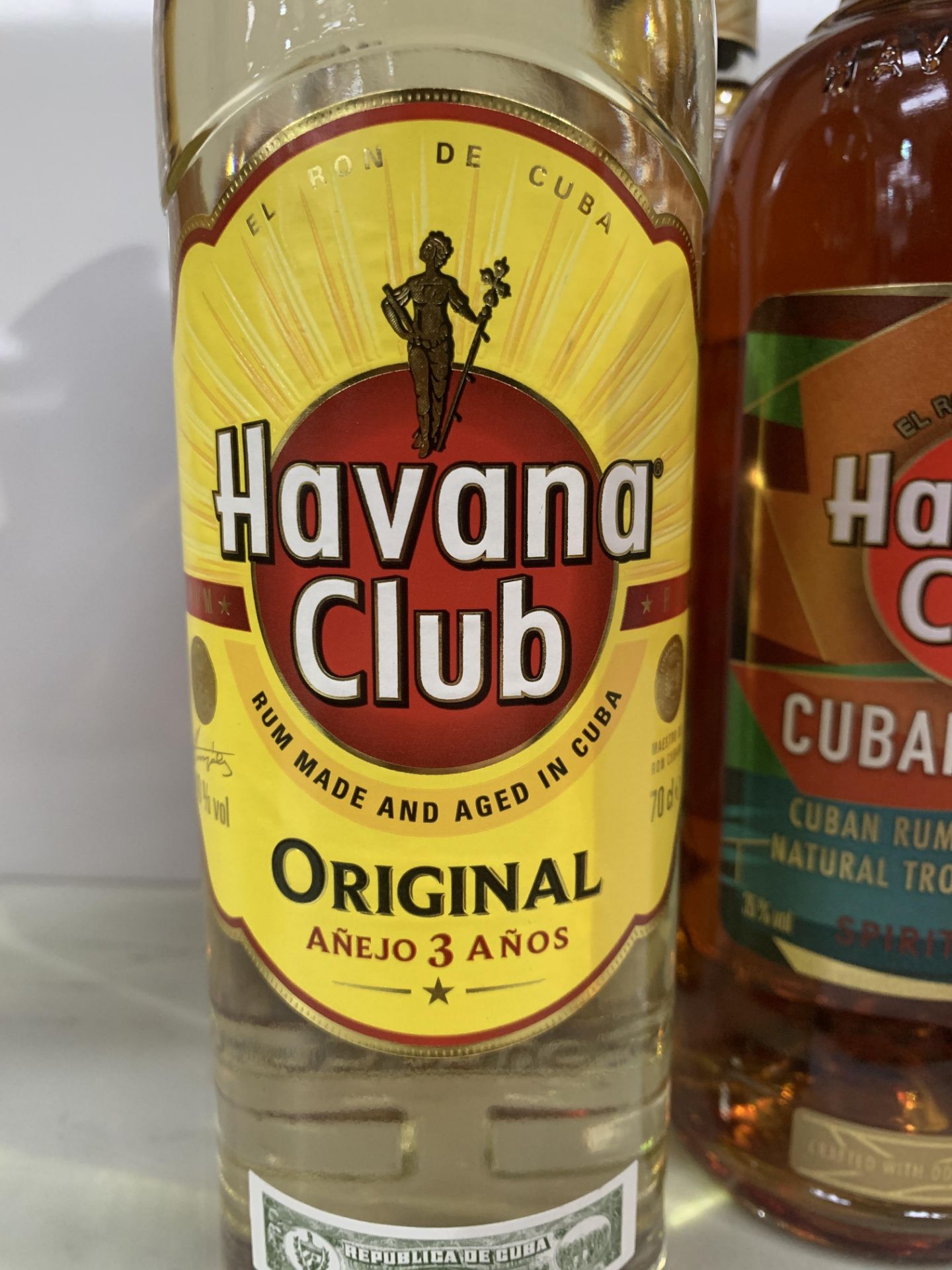 9 x Bottles of Havana Club Rum Including: 2 x Three Year Aged 70cl 40%; 2 x 'Especial' 70cl 40%; 4 x - Bild 8 aus 9