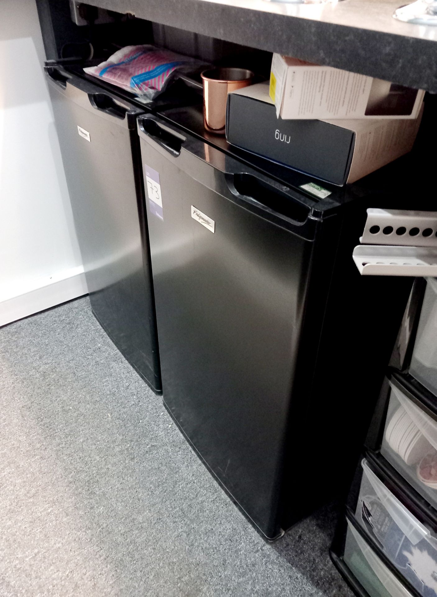 Fridgemaster undercounter fridge & freezer