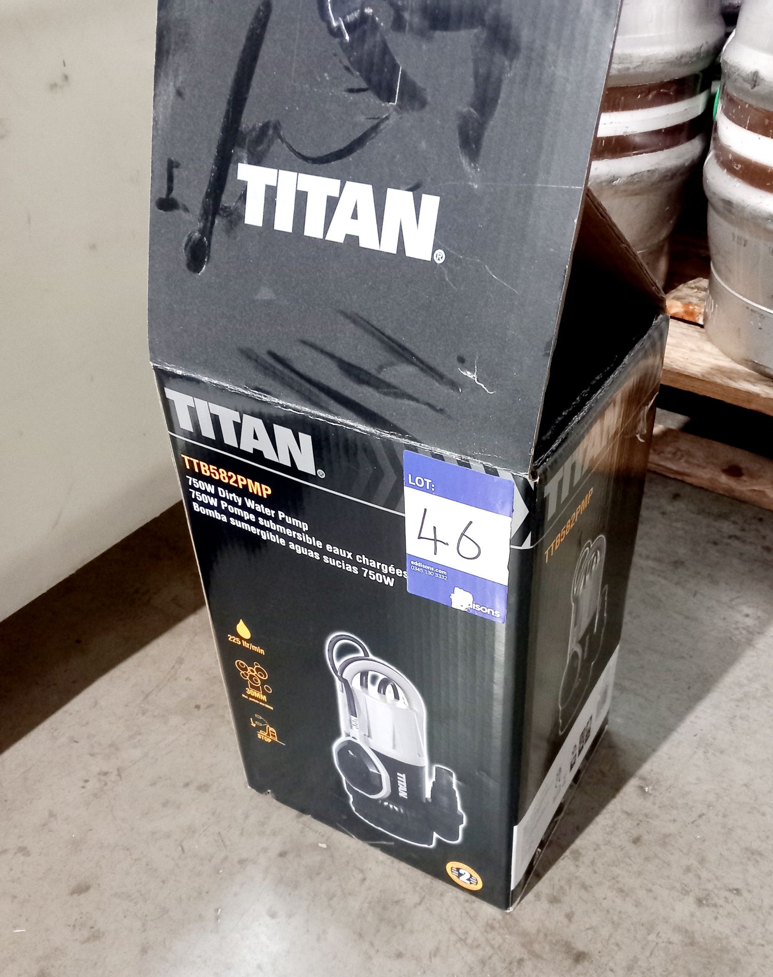 Titan 750w water pump
