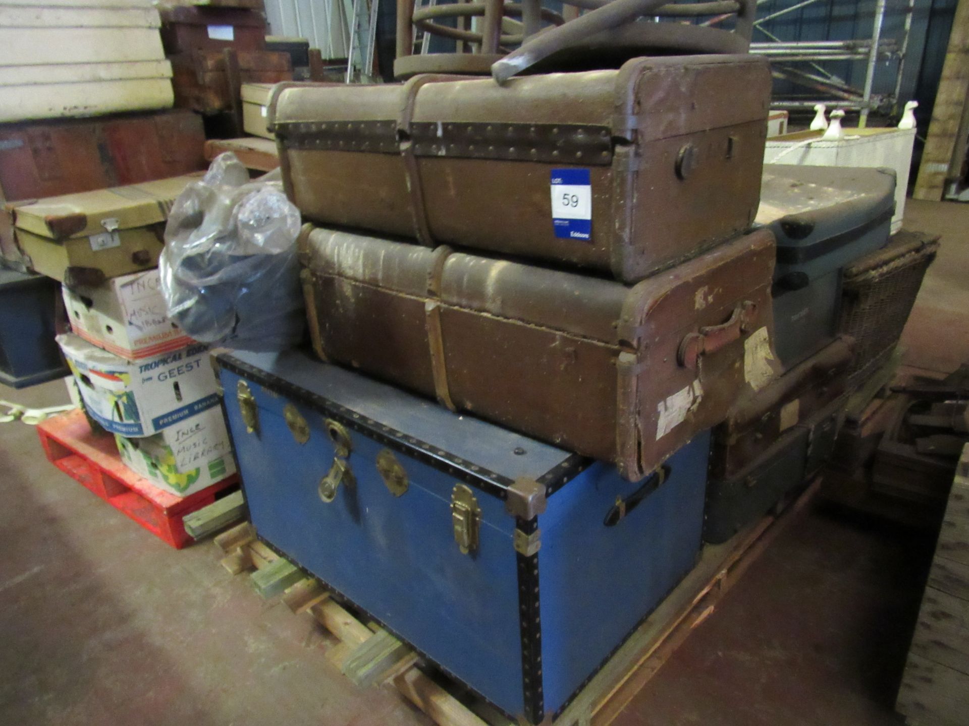 Large Qty Assorted Vintage Travel Cases - Image 2 of 6