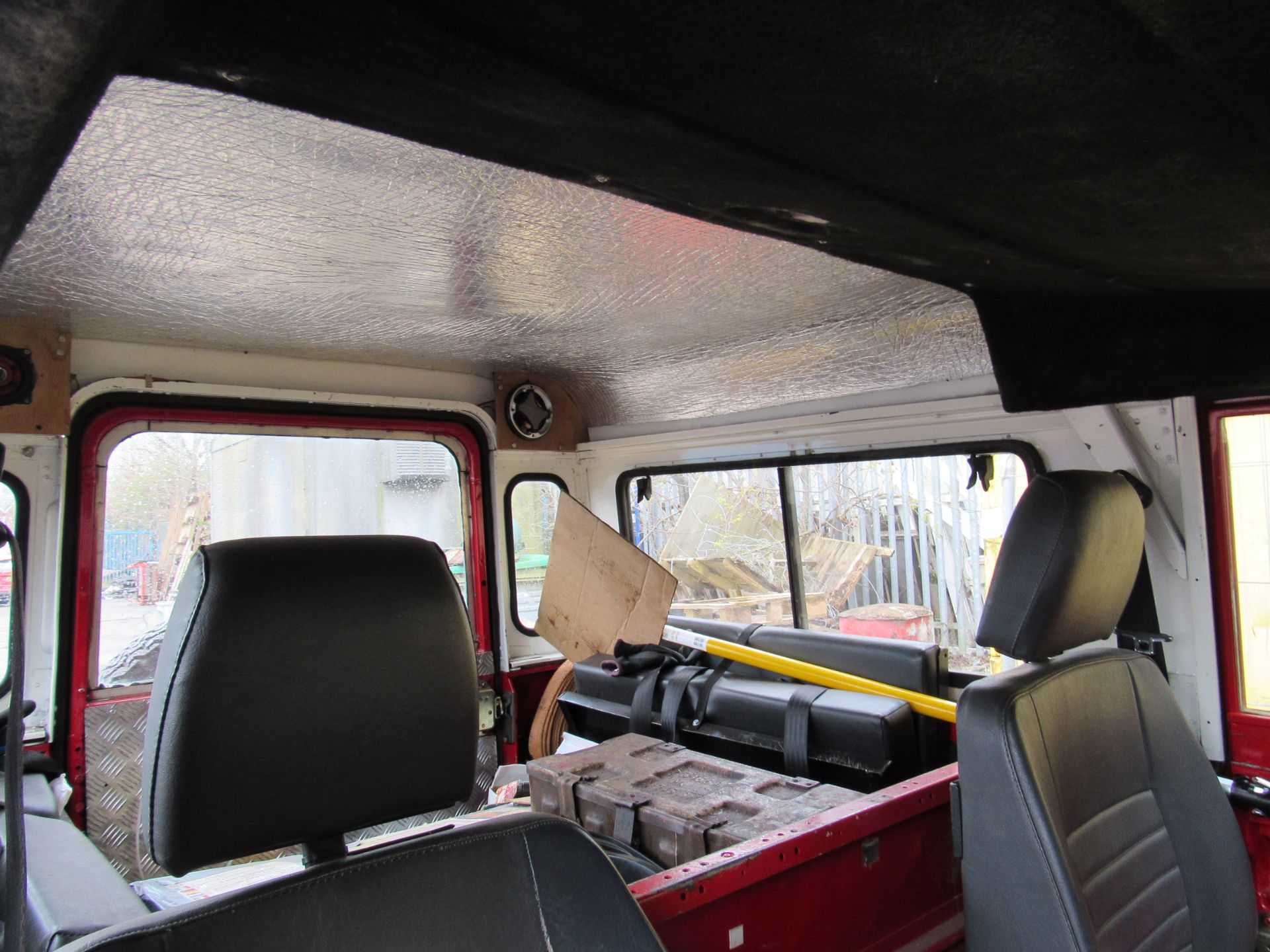 Land Rover Defender 90, Automatic - Image 11 of 24