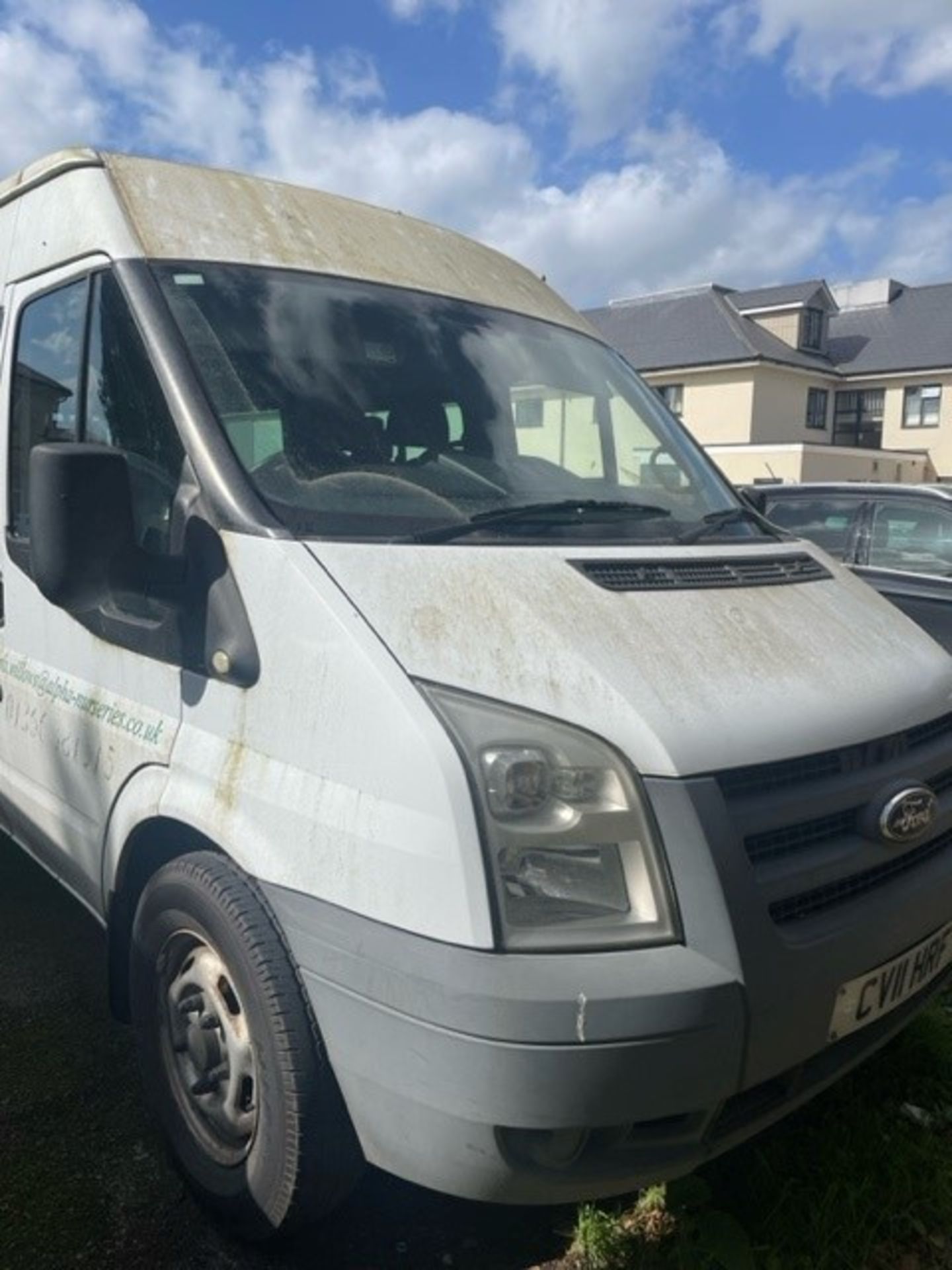 Ford Transit 115 T350 RWD LWB Medium Roof TDCi 115ps 14 Seat Minibus, registration CV11 HRF, - Bild 4 aus 18