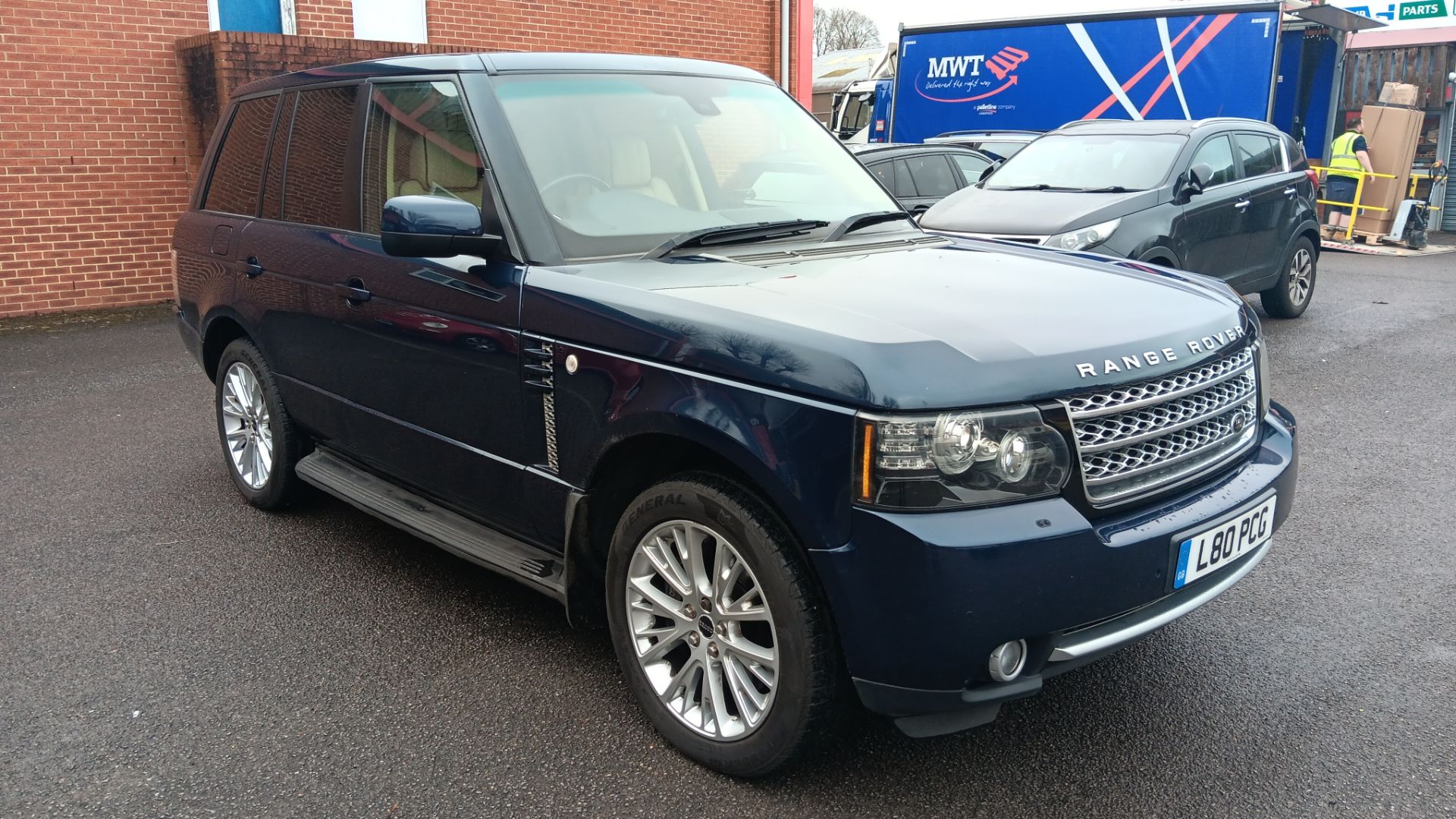 Land Rover Range Rover Special Editions 4.4 TDV8 Westminster 4dr 8 speed Auto, Registration L80 PCG