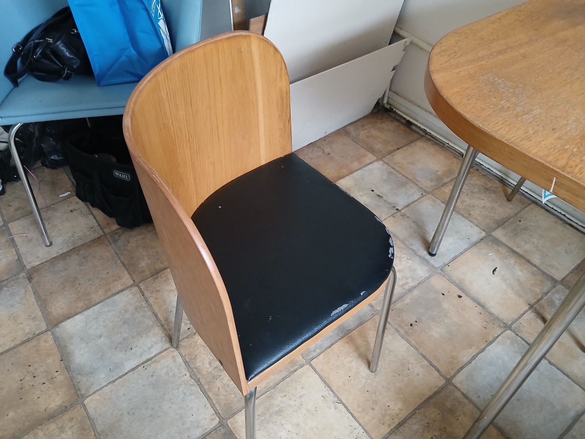Shaped Table, with 4 x Chairs - Image 4 of 4