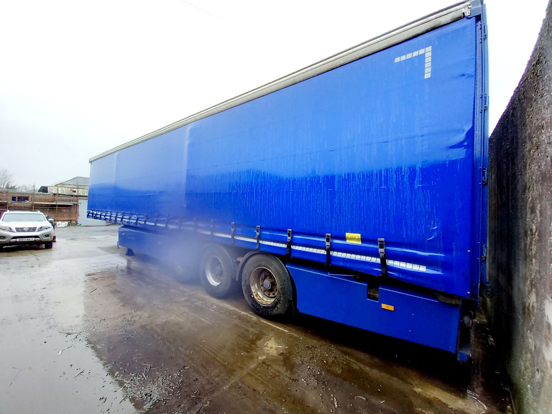 SDC Triaxle curtain Trailer (2009) C278702 MOT June 2024 - Image 5 of 6