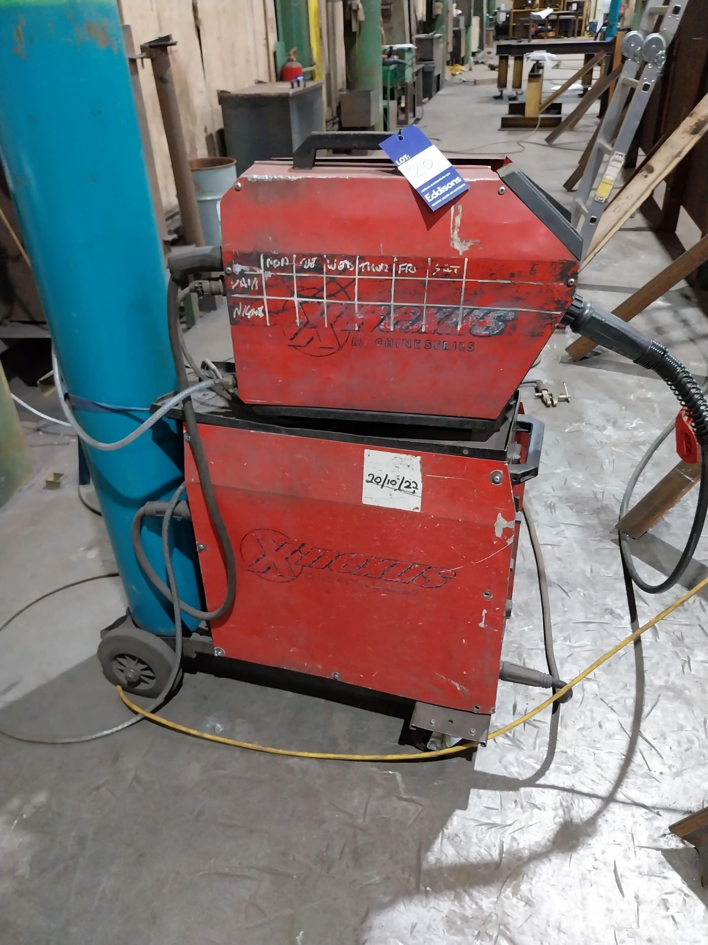 Nexus NXM400 mig welder and wire feed, torch and clamp (bottle not included) - Image 2 of 7