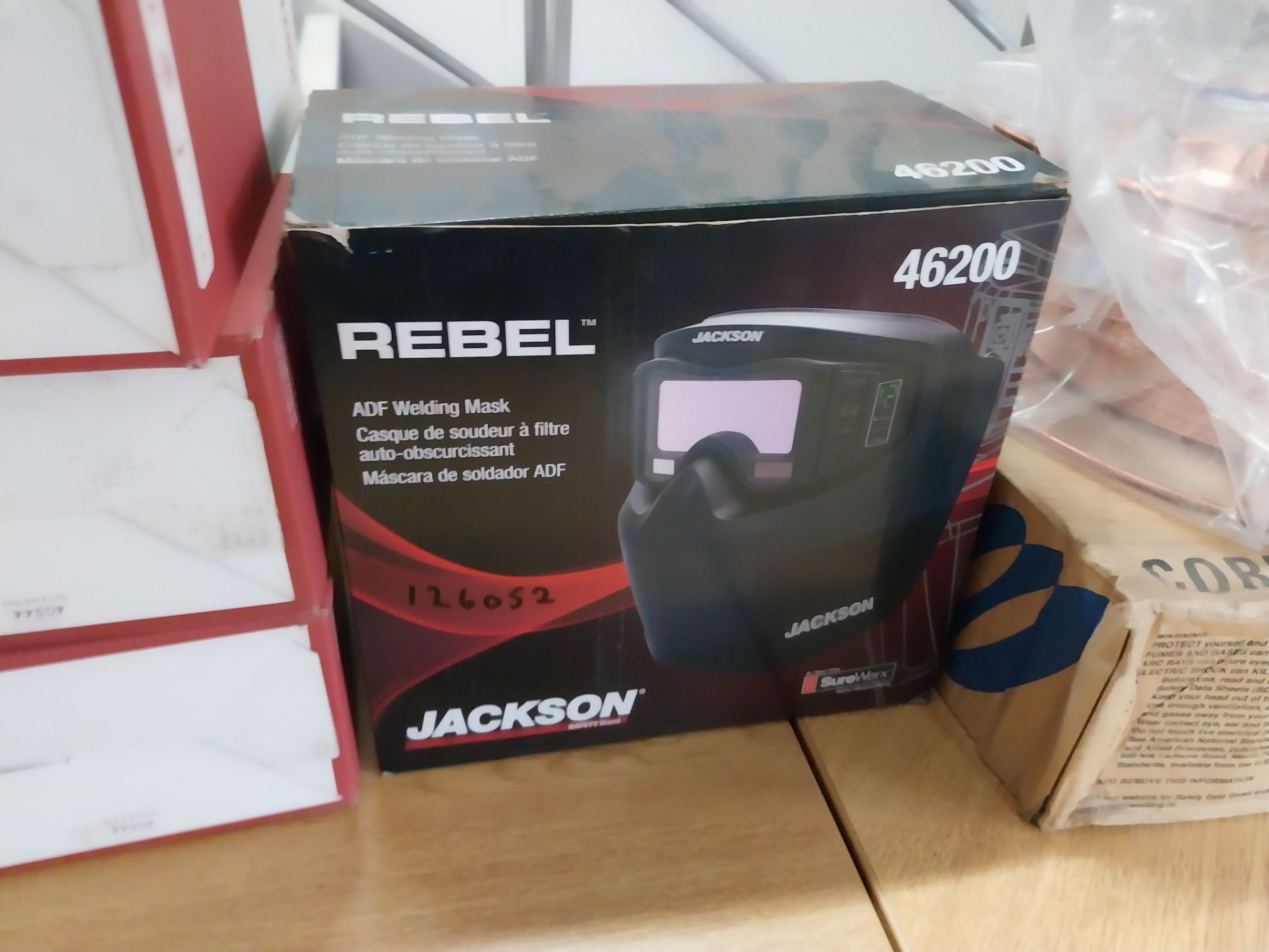 Welding equipment to include Jackson rebel 46200 mask, 2 x Welding reels, 3 x Moldex masks and - Image 2 of 6