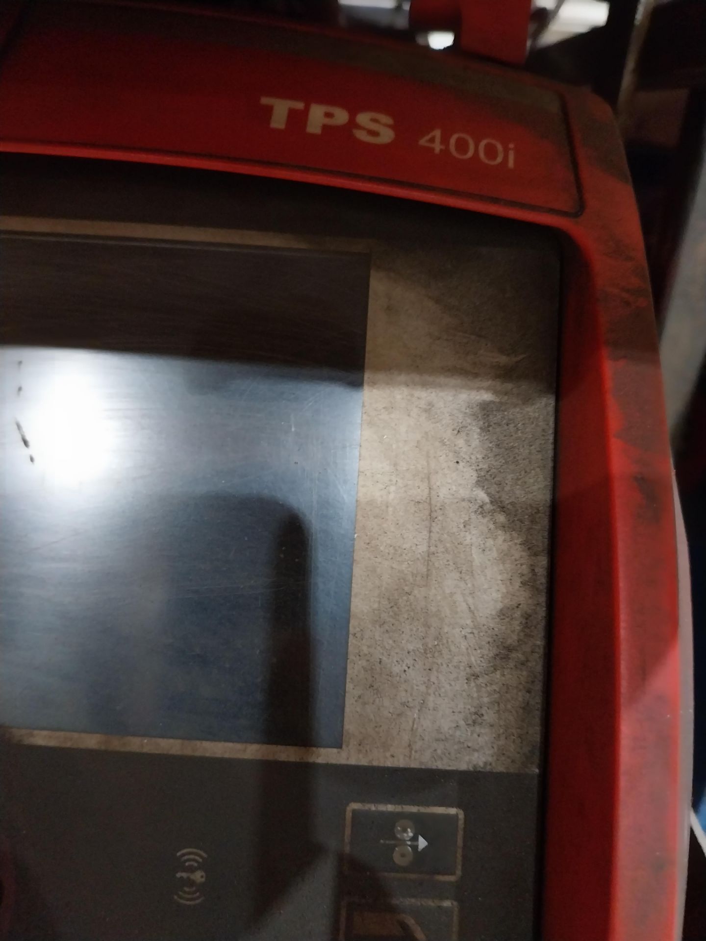 Fronius TPS 400i watercooled mig welder with WF25i wirefeed and Binzel FES-200 W3 extraction unit - Image 3 of 12