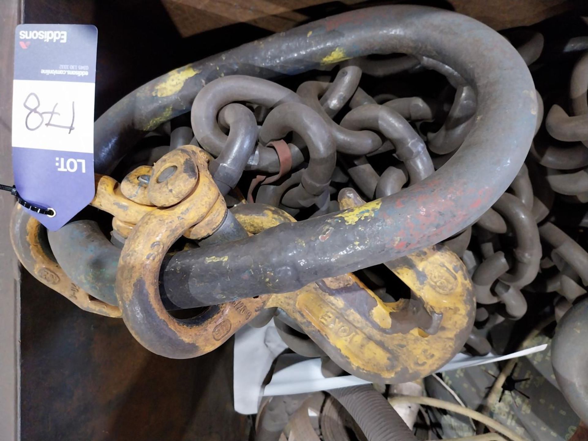 Heavy duty lifting chain and metal stillage - Image 2 of 3