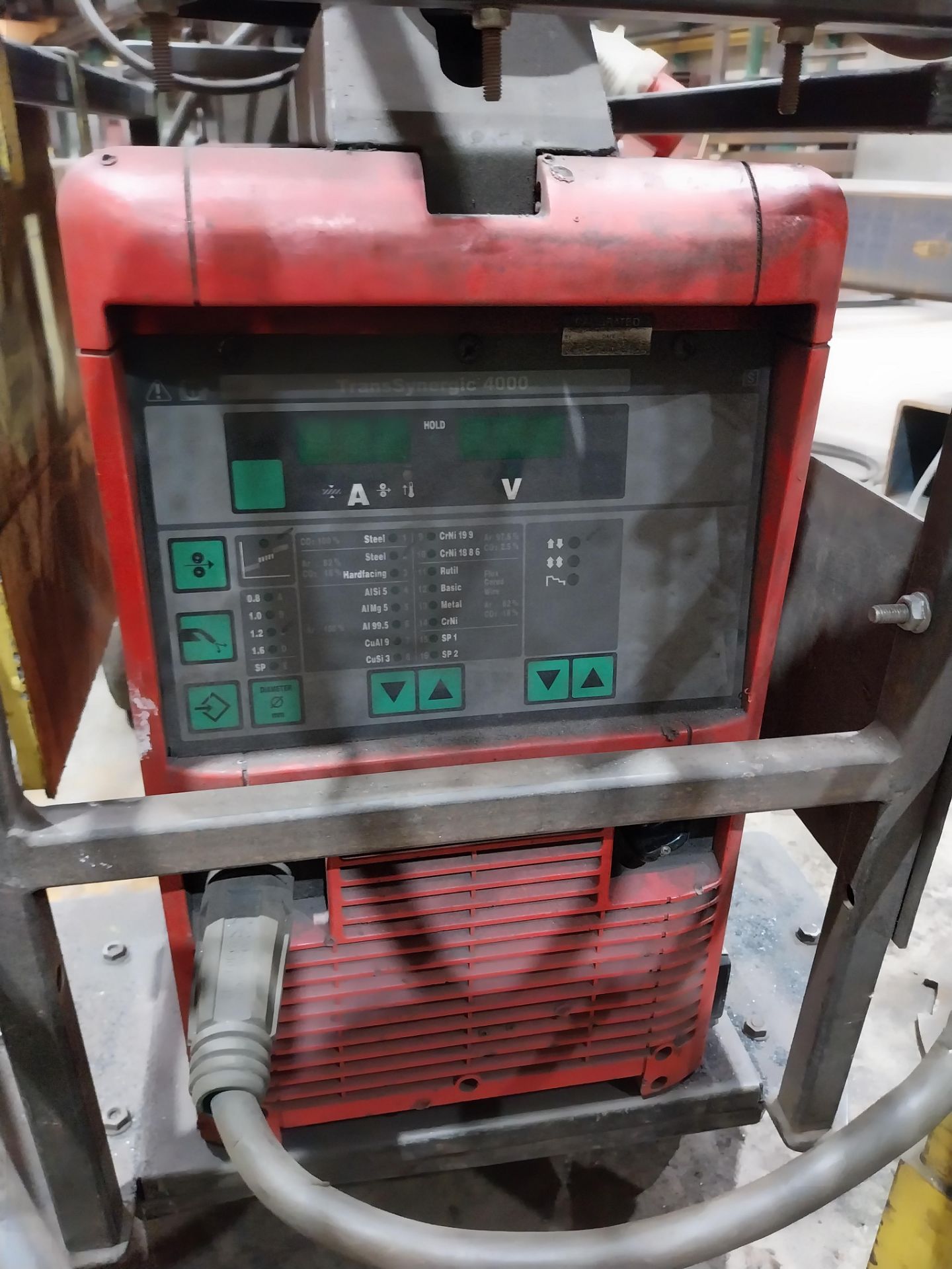 Fronius TransSynergic 4000 mig welder with VR4000 wire feed, clamp and torch (bottle not included) - Bild 2 aus 6