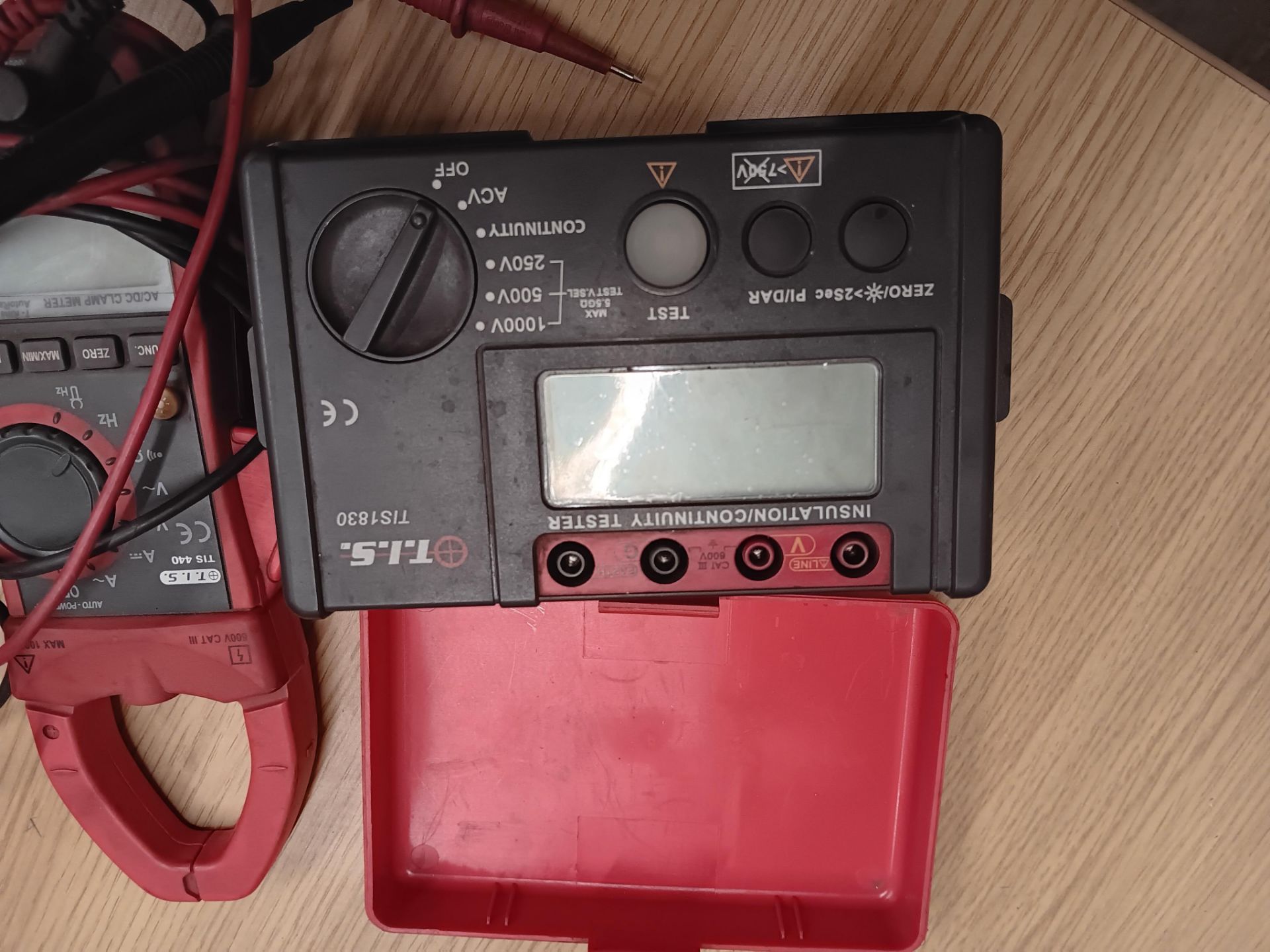 T.I.S. TI51830 insulation/continuity tester and TIS440 tester - Image 4 of 4